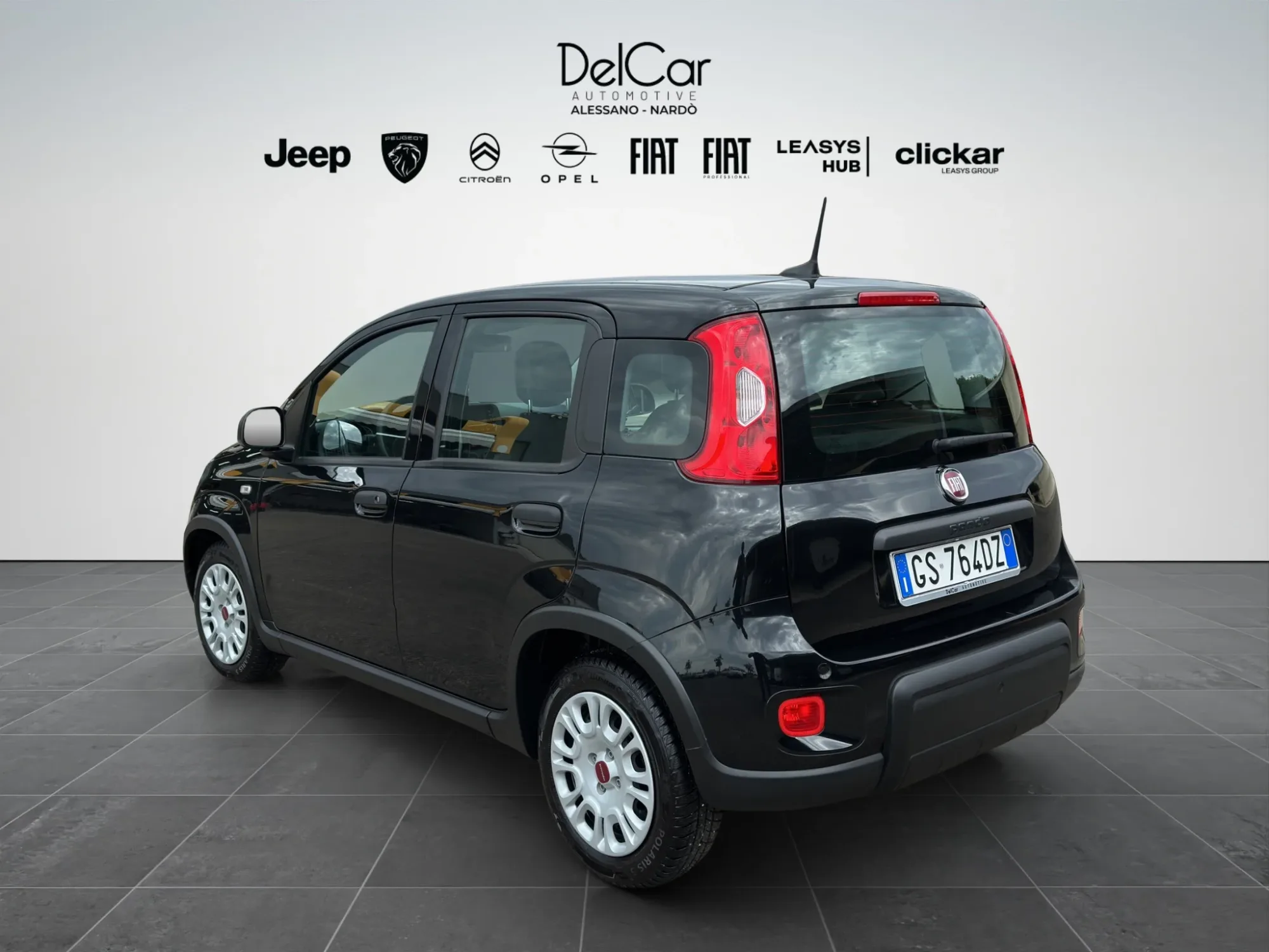 Fiat Panda 1.0 HYBRID 2023 — foto 4 di 16