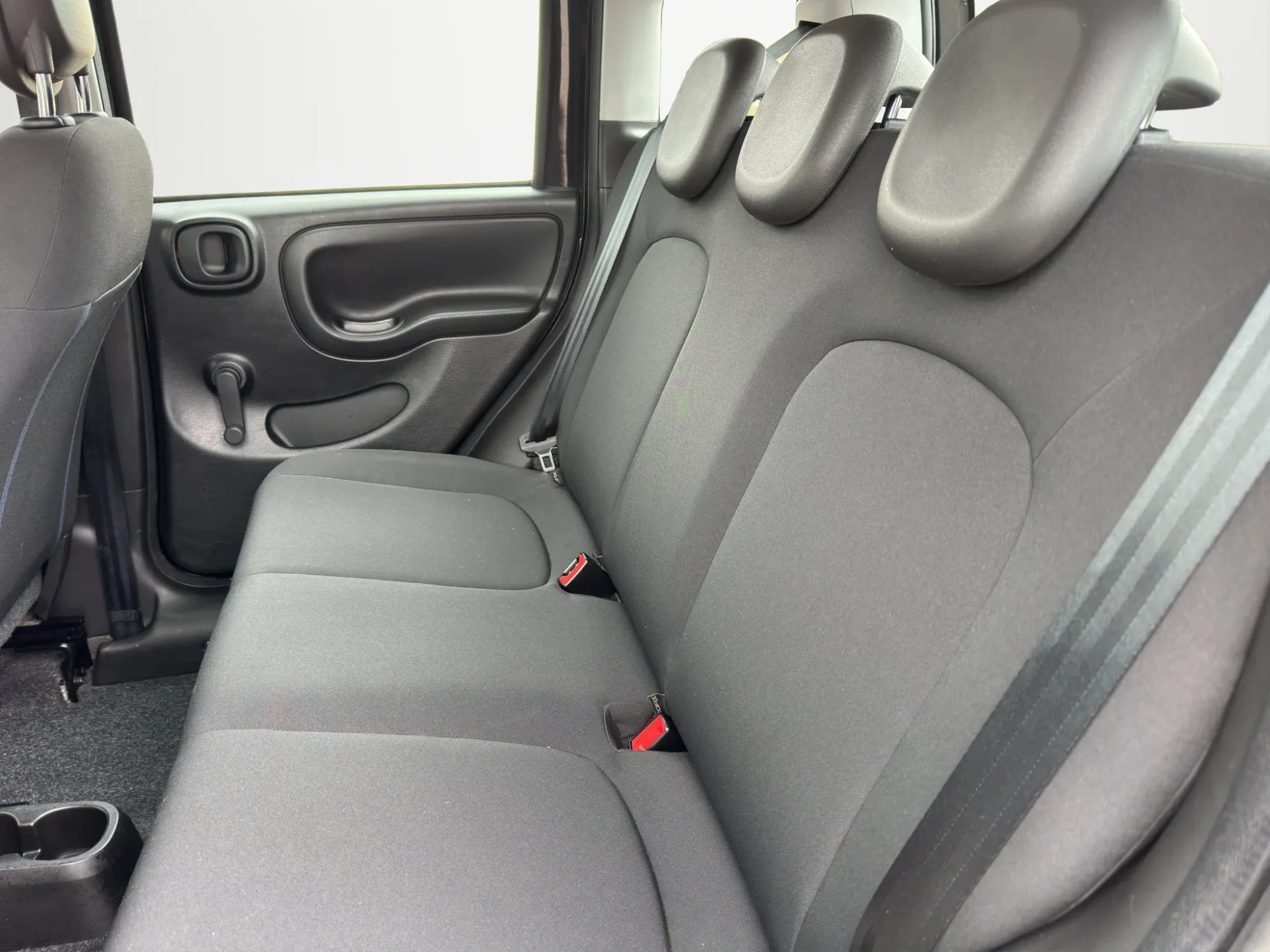Fiat Panda 1.0 HYBRID 2023 — foto 12 di 16