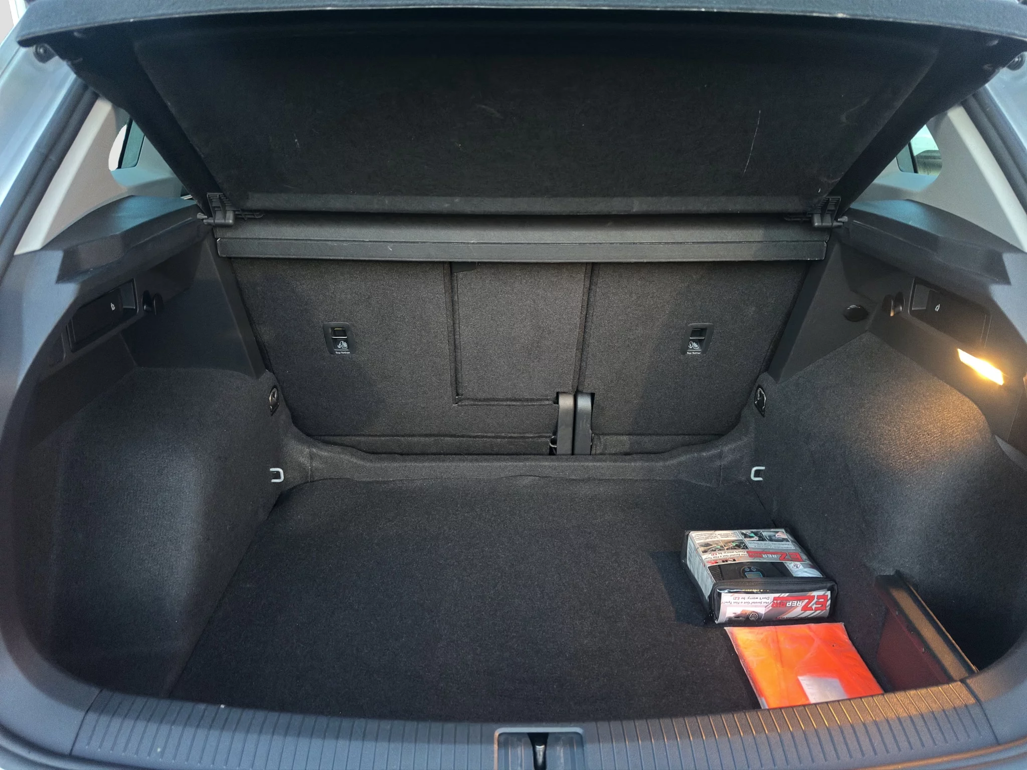 Volkswagen Tiguan 2.0 TDI LIFE 2021 — foto 20 di 23