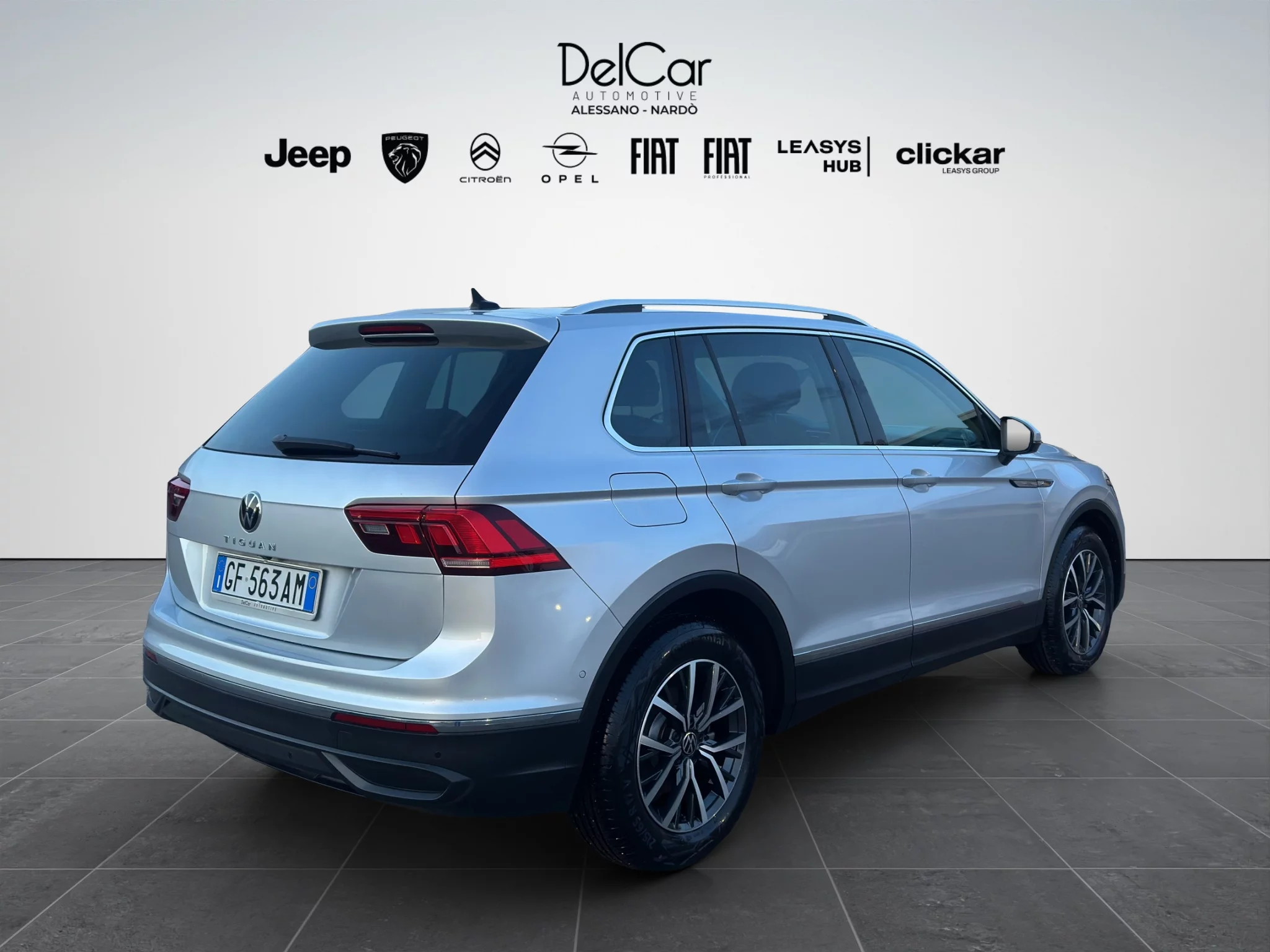 Volkswagen Tiguan 2.0 TDI LIFE 2021 — foto 6 di 23