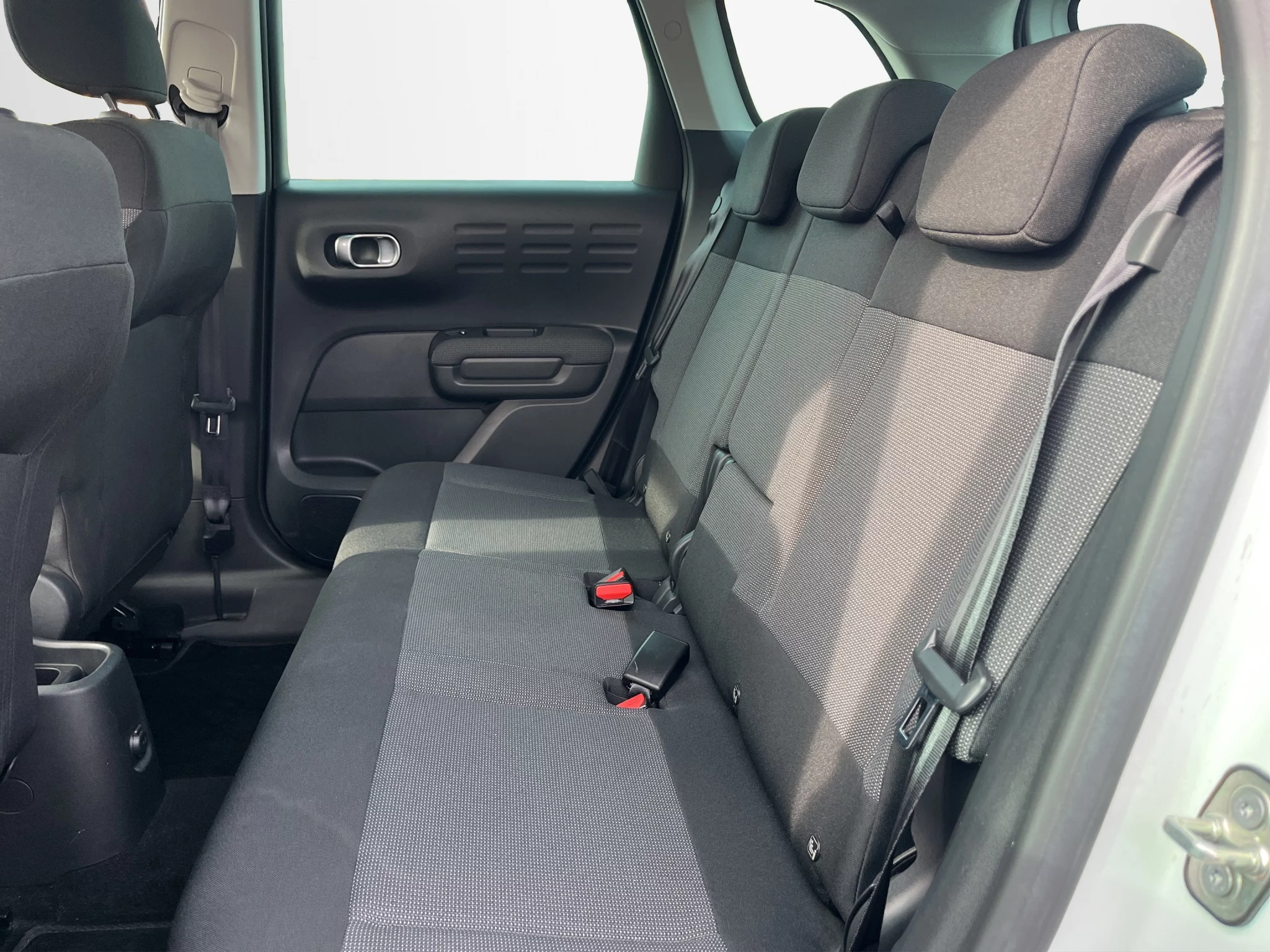 Citroën C3 AIRCROSS 1.2 SHINE 2018 — foto 12 di 18