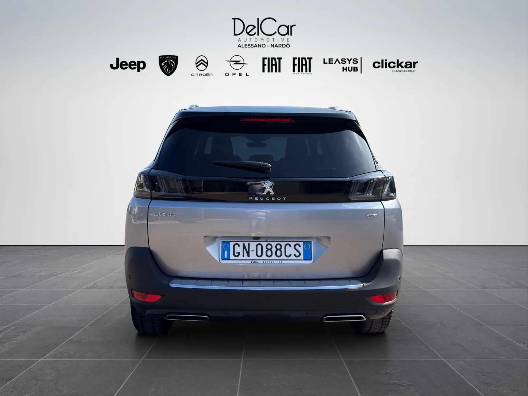 Peugeot 5008 1.5 130 Cv. BlueHDI EAT8 GT Pack 2023 — foto 5 di 18