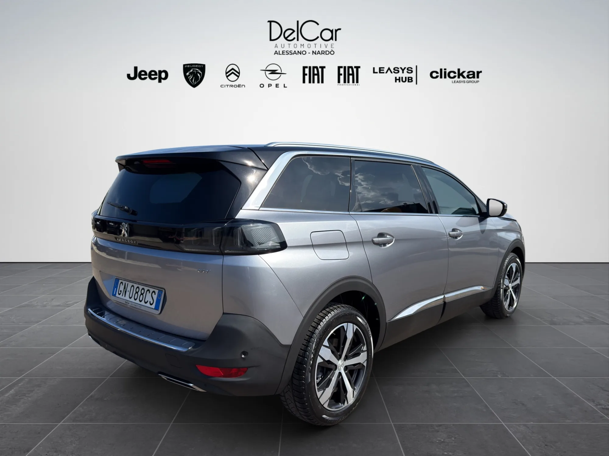 Peugeot 5008 1.5 130 Cv. BlueHDI EAT8 GT Pack 2023 — foto 6 di 18