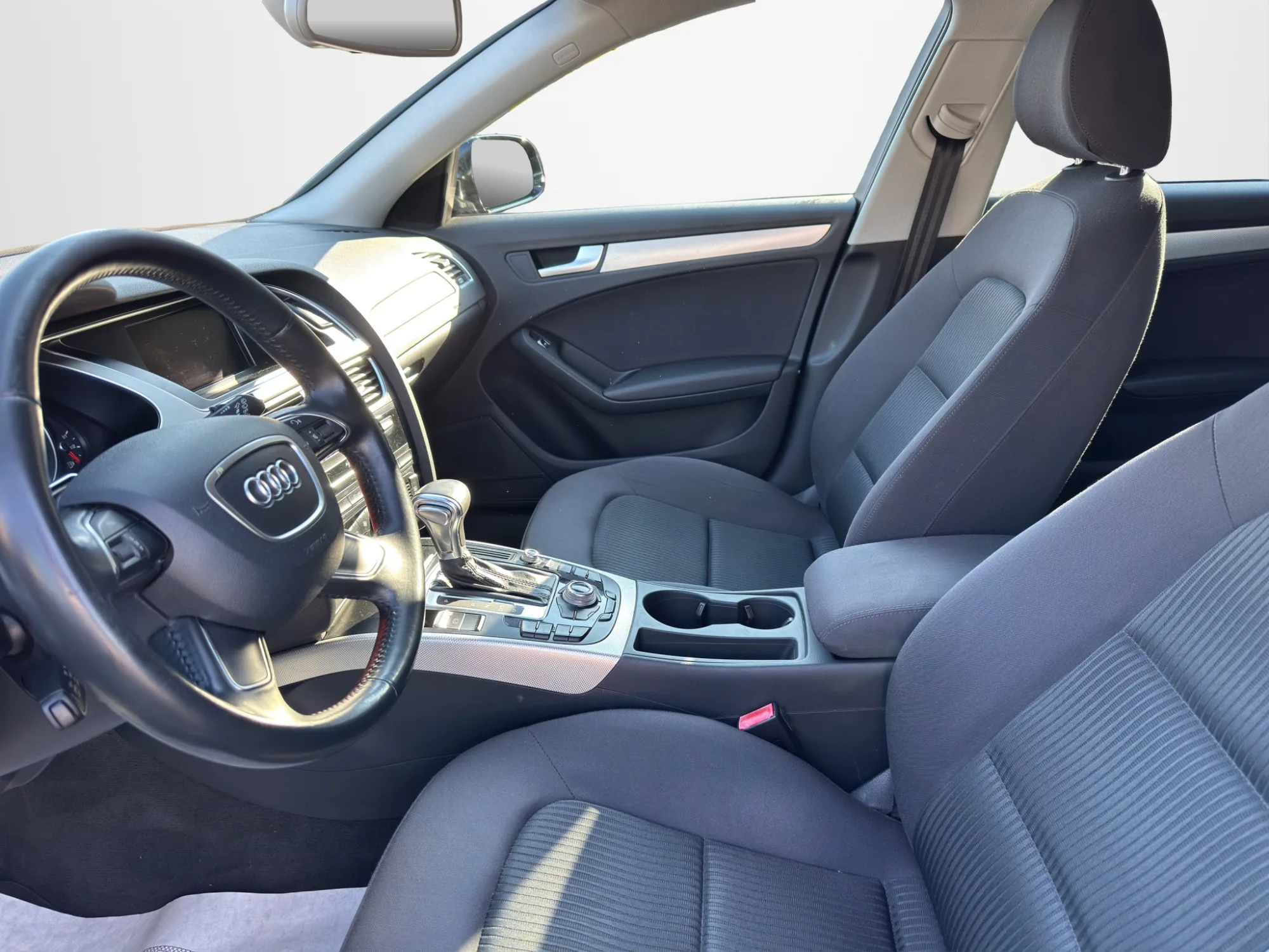 Audi A4 Avant 2.0 TDI Avant 150 Cv. Multitronic Business 2015 — foto 9 di 21