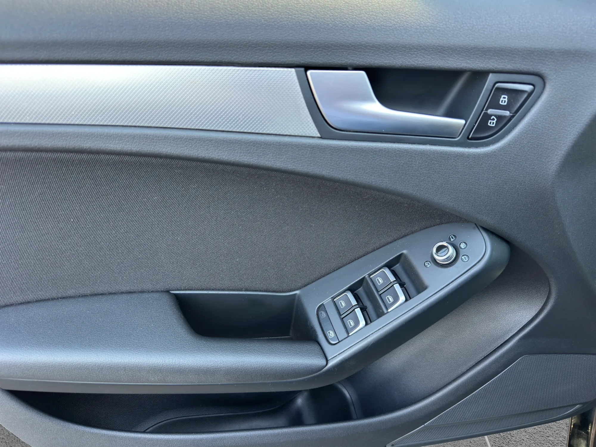 Audi A4 Avant 2.0 TDI Avant 150 Cv. Multitronic Business 2015 — foto 12 di 21