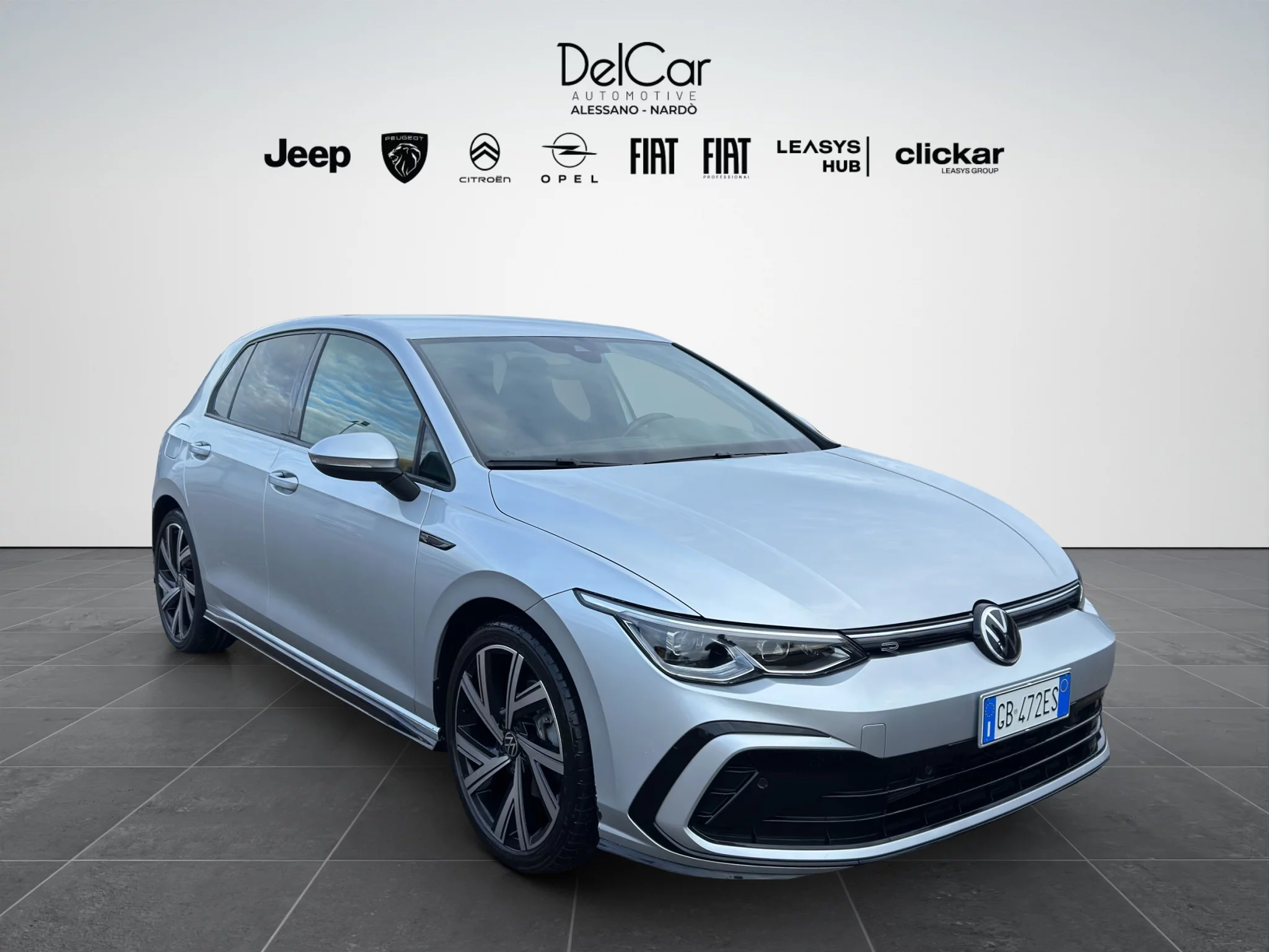 Volkswagen Golf VIII 2.0 TDI 150 CV DSG R-LINE 2020 — foto 8 di 24