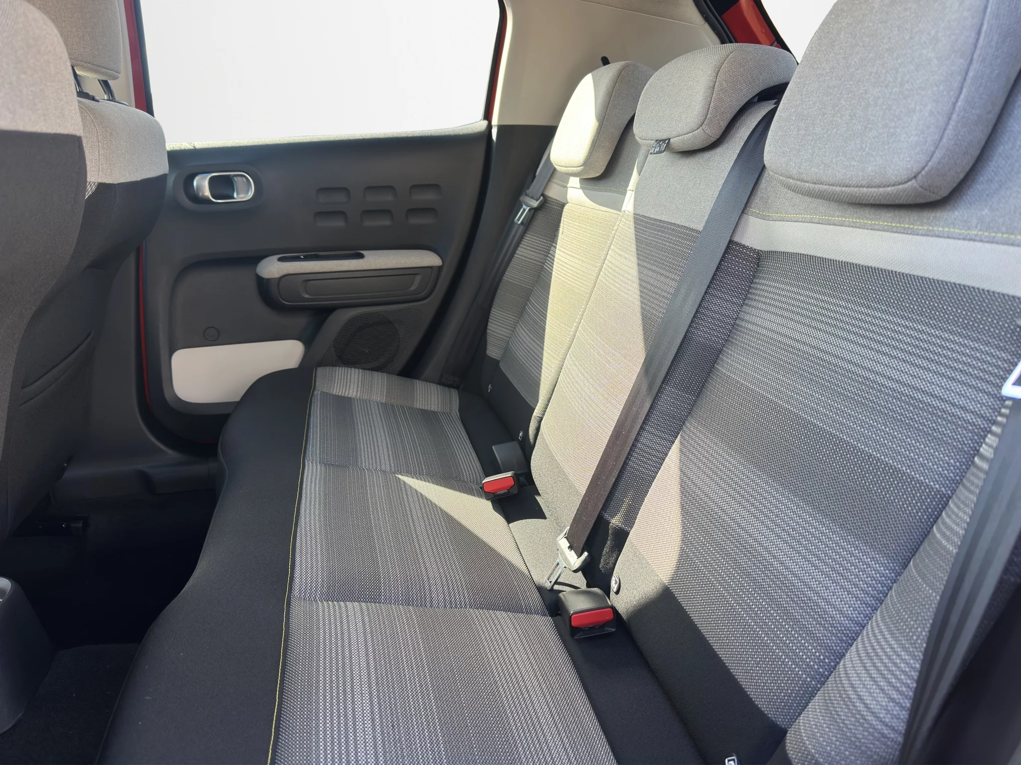 Citroën C3 1.2 SHINE 2020 — foto 13 di 21