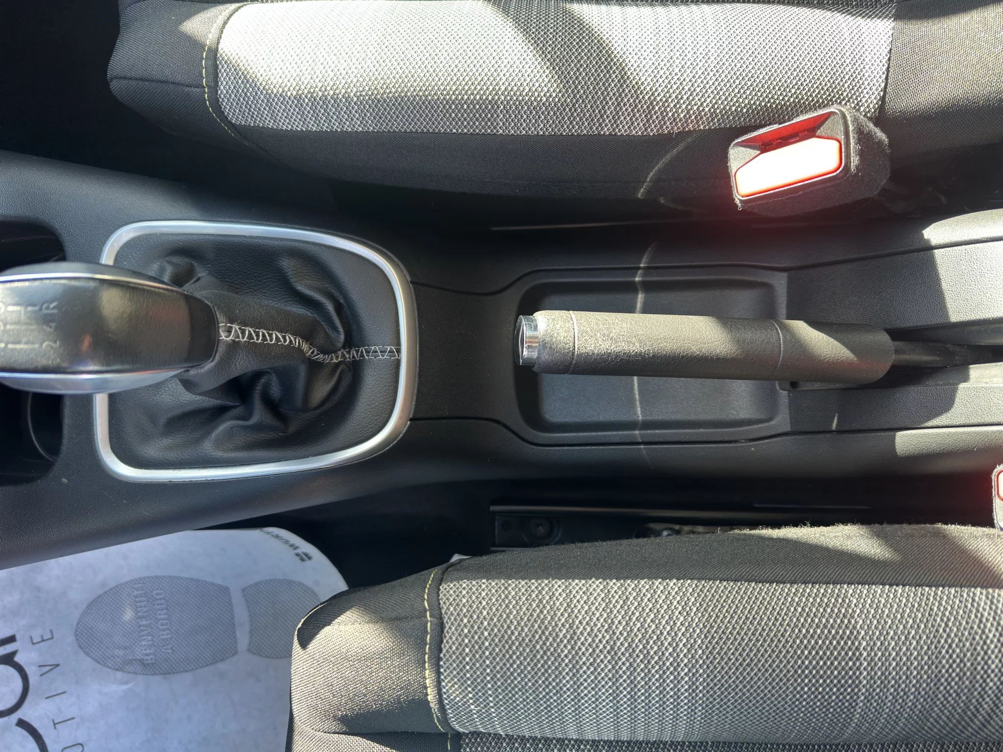 Citroën C3 1.2 SHINE 2020 — foto 17 di 21