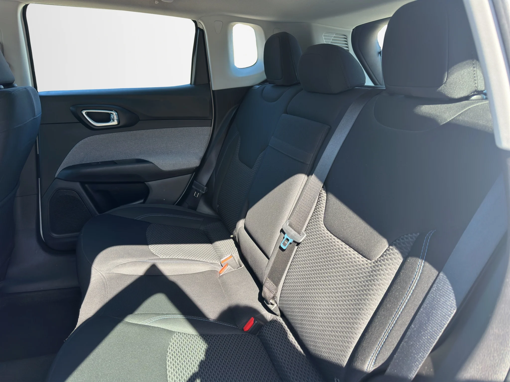 Jeep Compass 1.6 MJT BUSINESS 2022 — foto 11 di 19