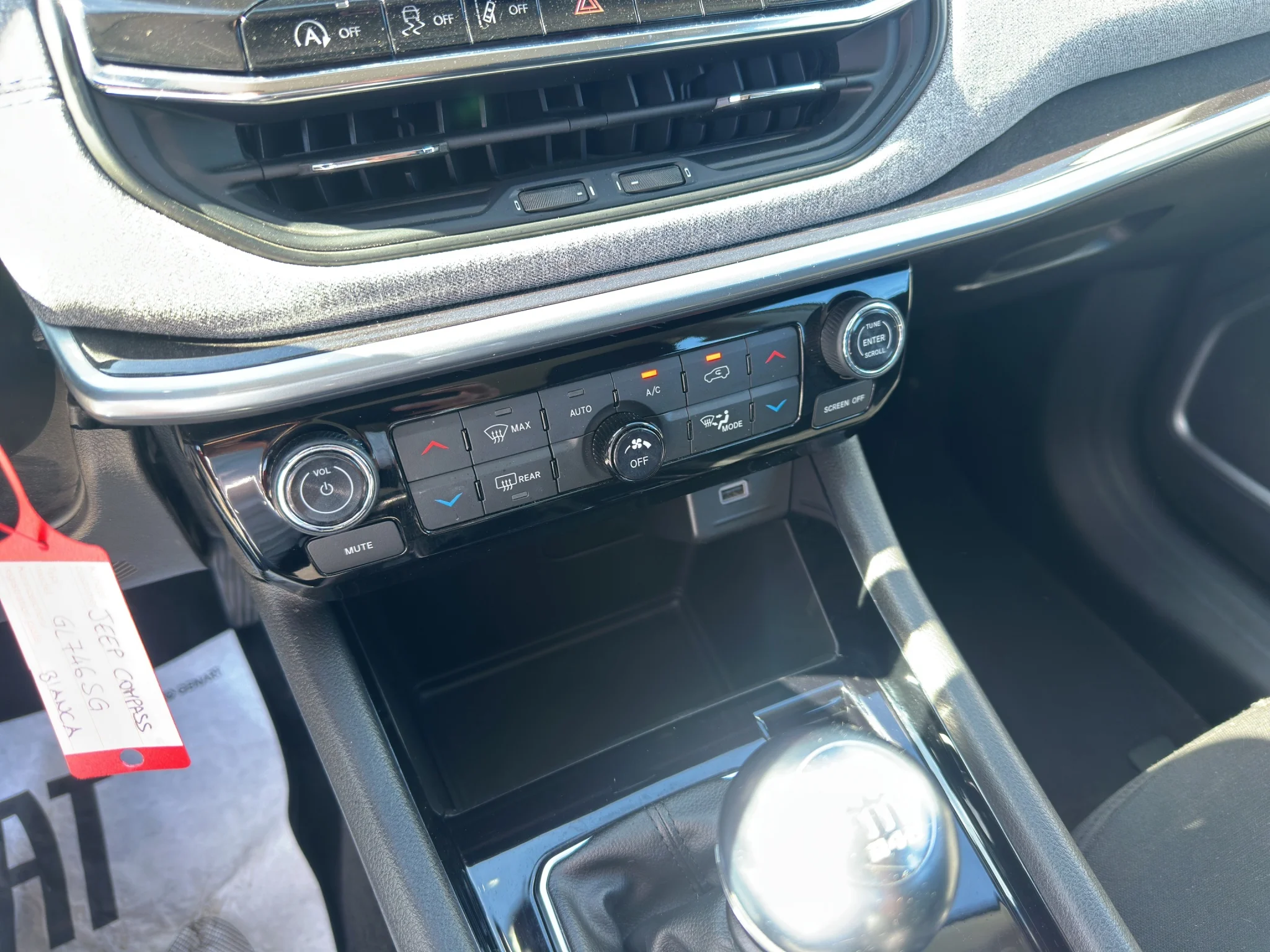 Jeep Compass 1.6 MJT BUSINESS 2022 — foto 14 di 19