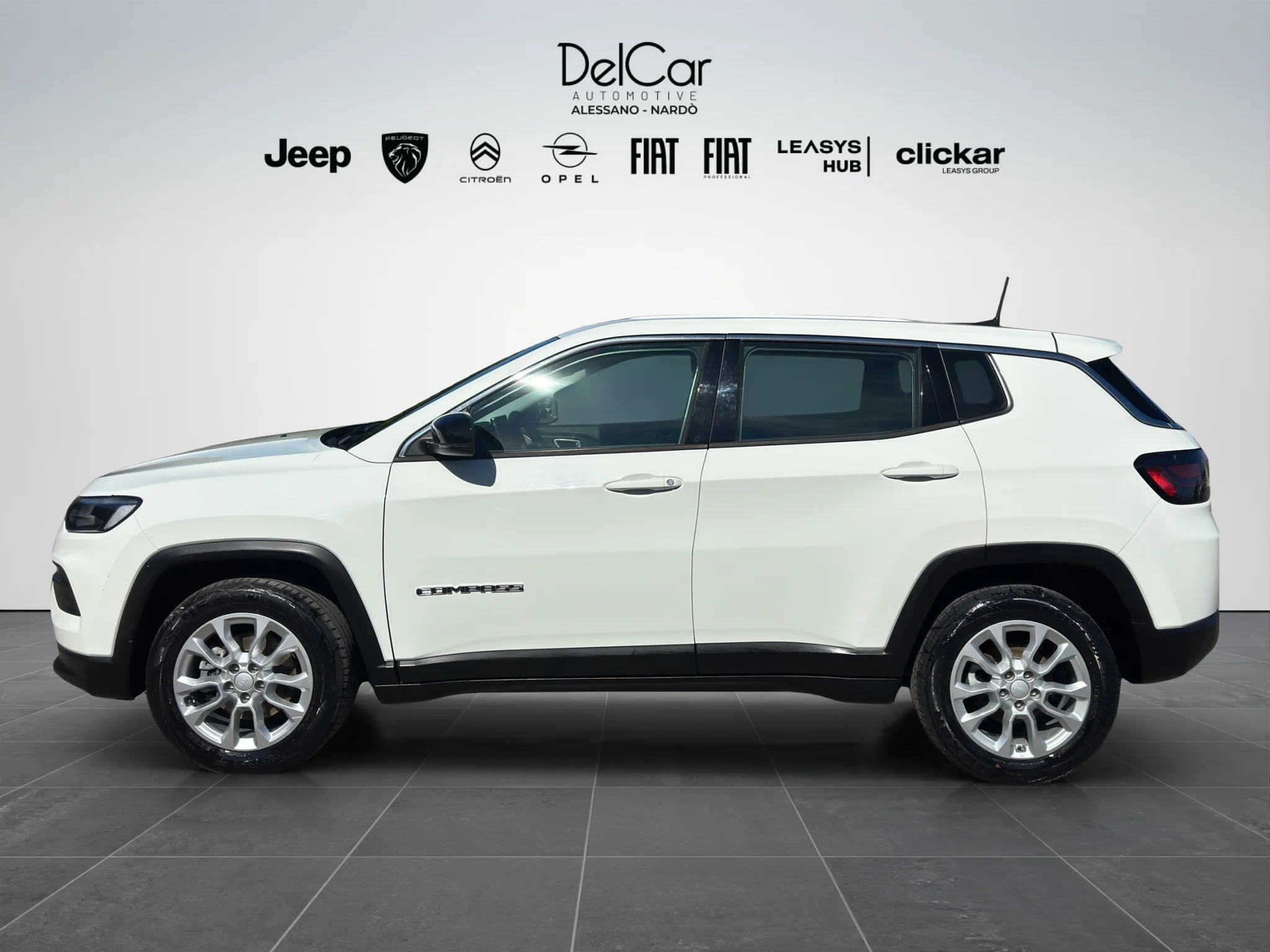 Jeep Compass 1.6 MJT BUSINESS 2022 — foto 3 di 19