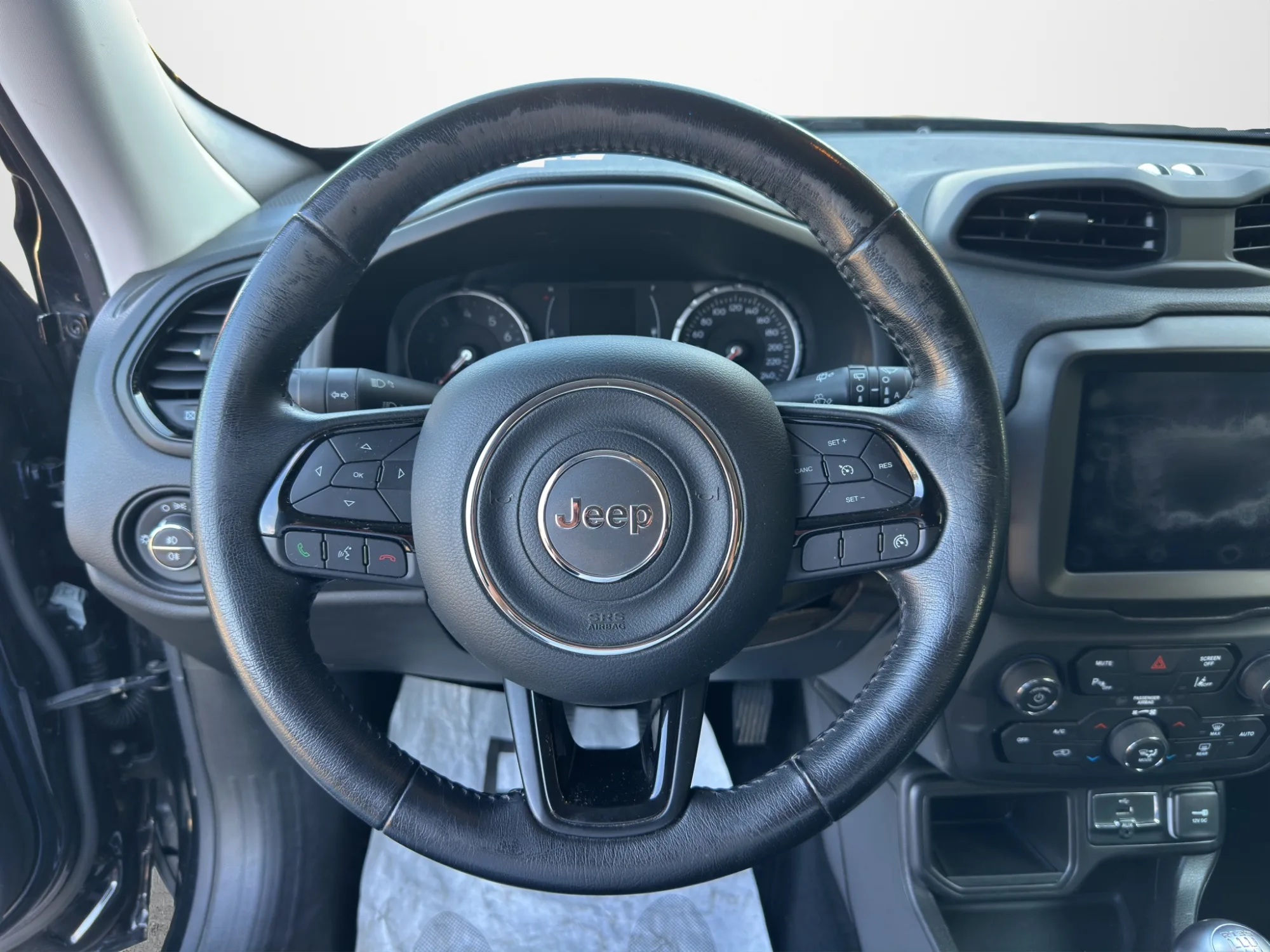 Jeep Renegade 1.0 T3 120 Cv Night Eagle 2020 — foto 10 di 20