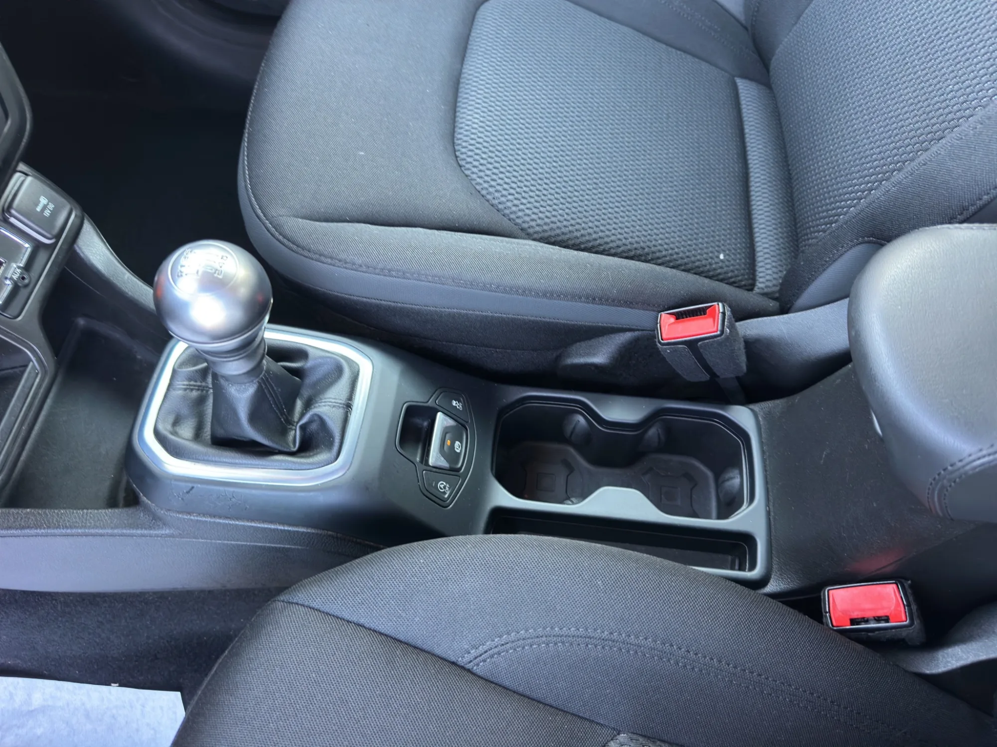 Jeep Renegade 1.0 T3 120 Cv Night Eagle 2020 — foto 17 di 20