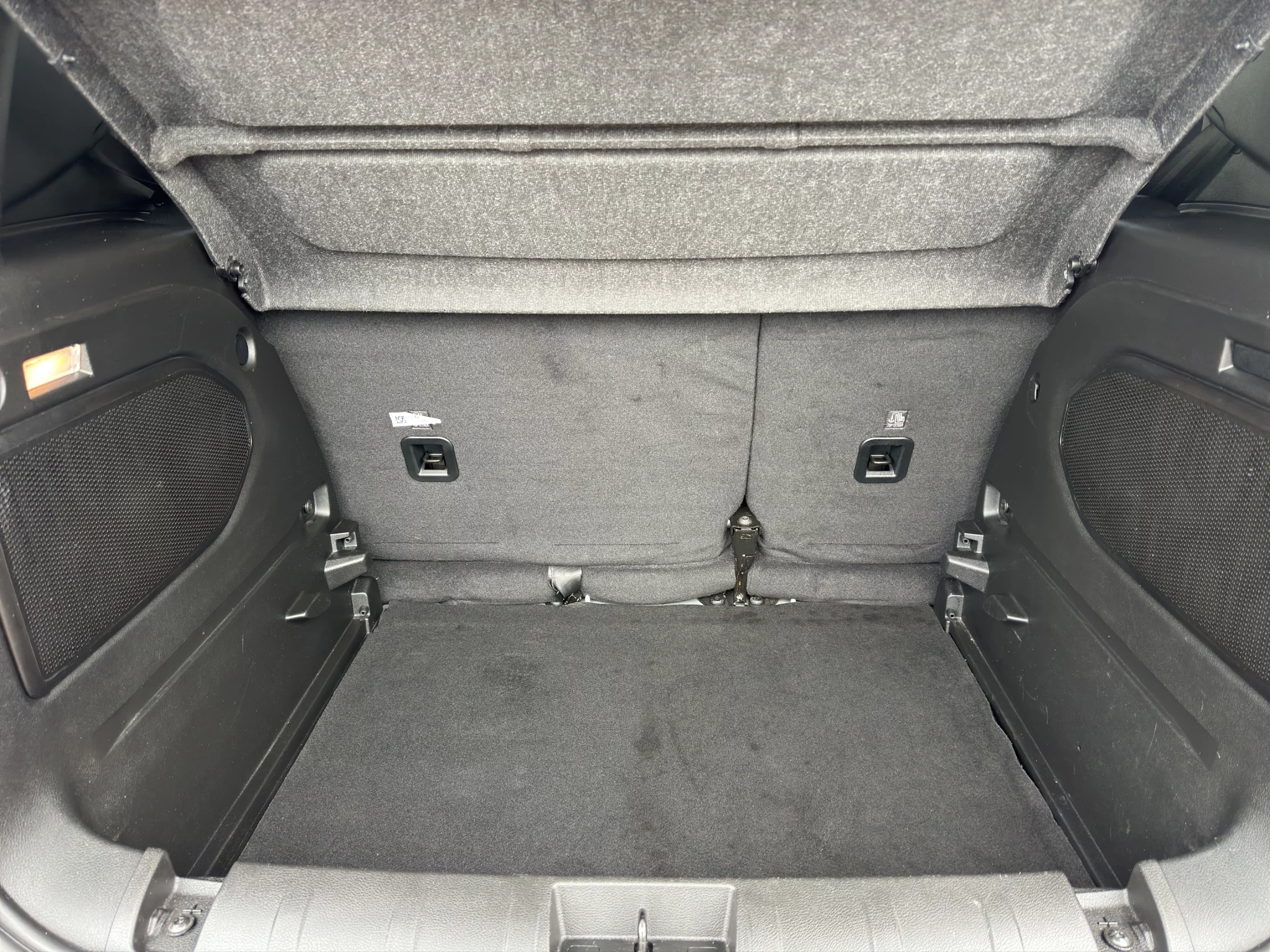 Jeep Renegade 1.6 MJT LIMITED 2023 — foto 18 di 19