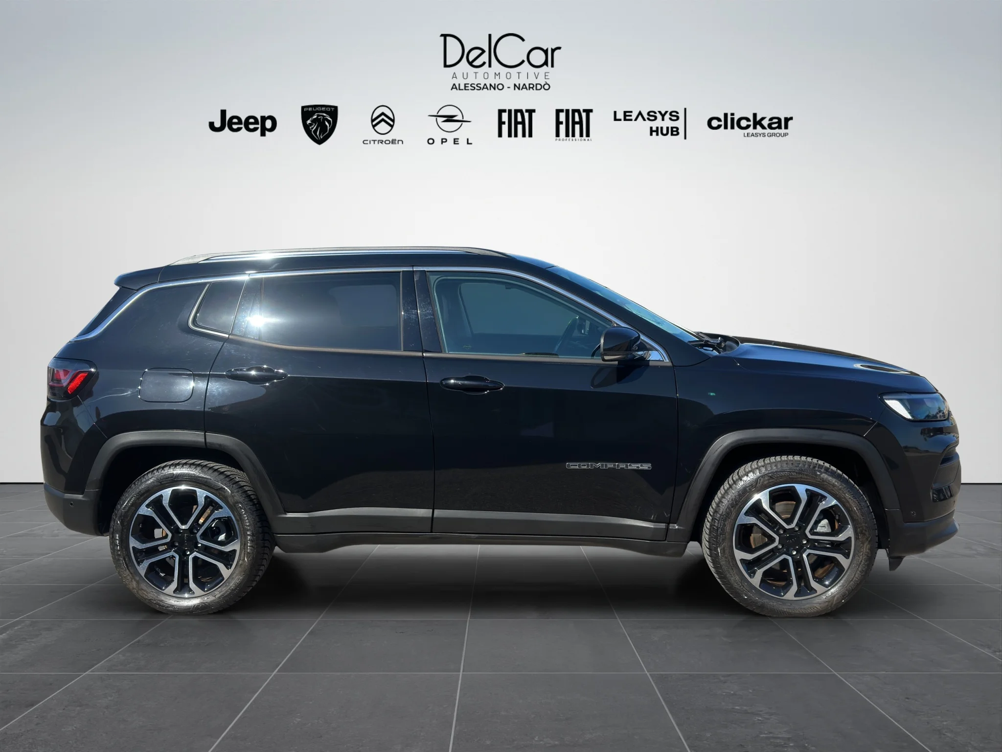 Jeep Compass 1.6 MJT LIMITED 2021 — foto 7 di 22