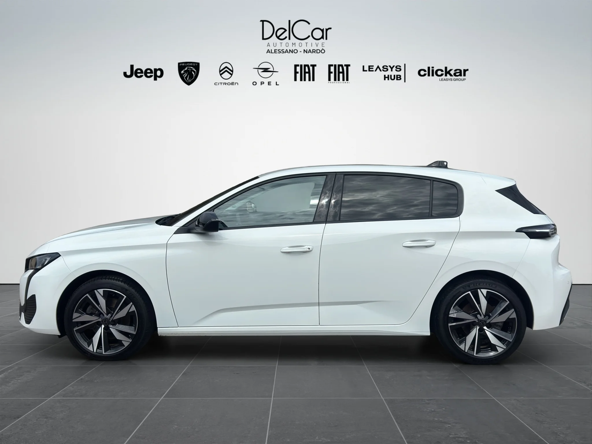 Peugeot 308 1.5 BLUEHDI EAT8 ALLURE 2022 — foto 3 di 20