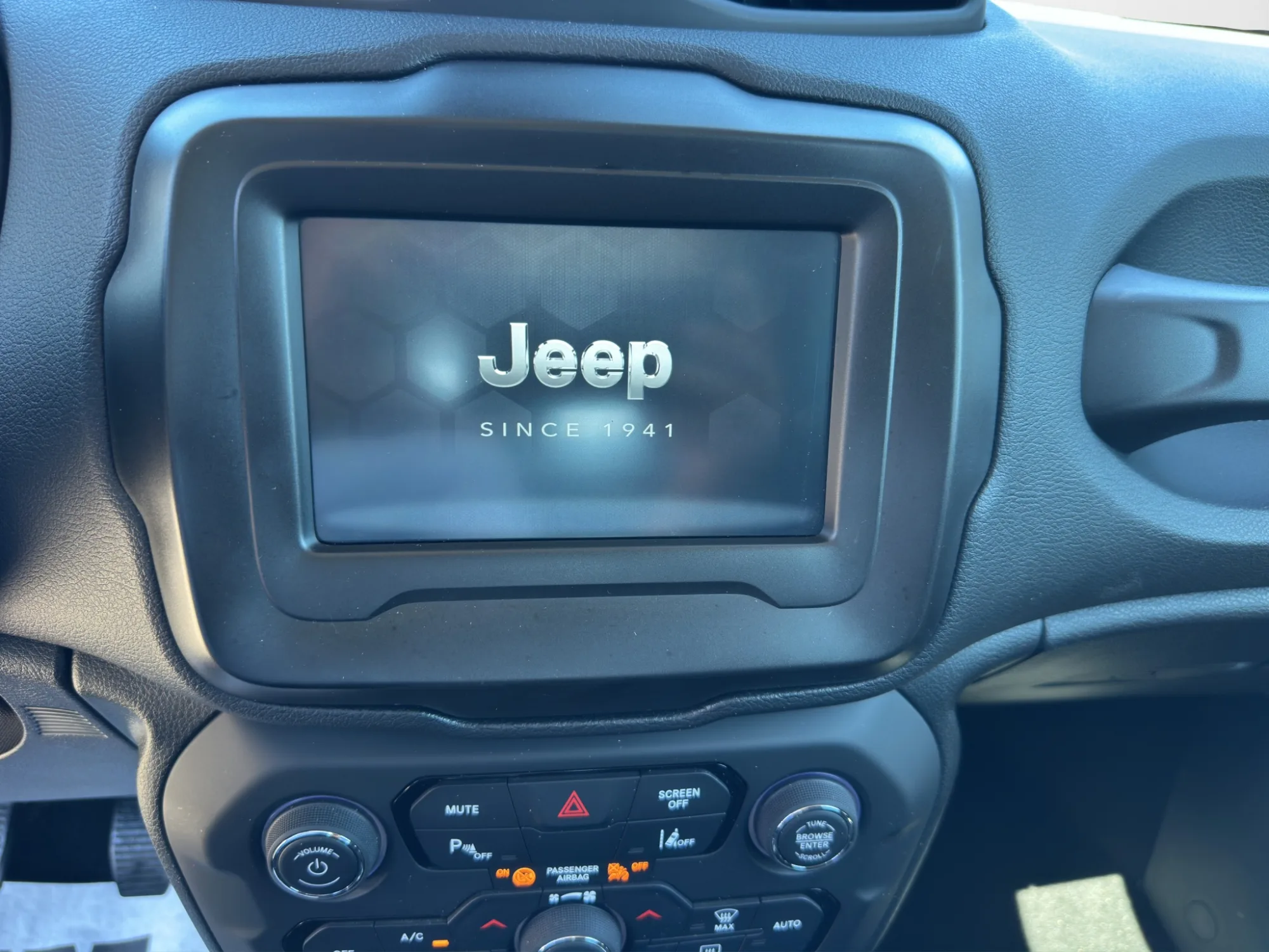 Jeep Renegade 1.6 MJT 130 Cv. Limited 2022 — foto 15 di 21