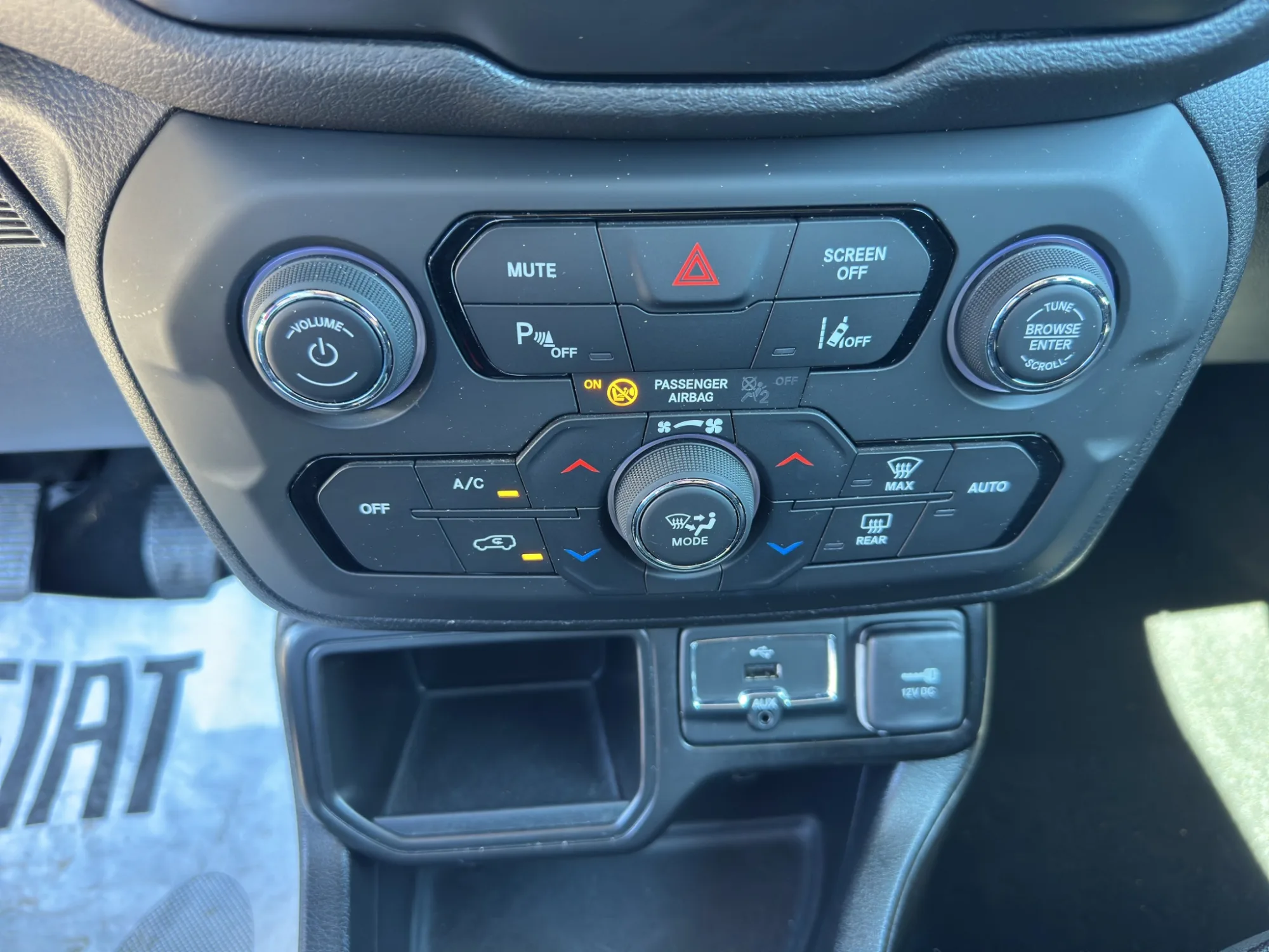 Jeep Renegade 1.6 MJT 130 Cv. Limited 2022 — foto 16 di 21