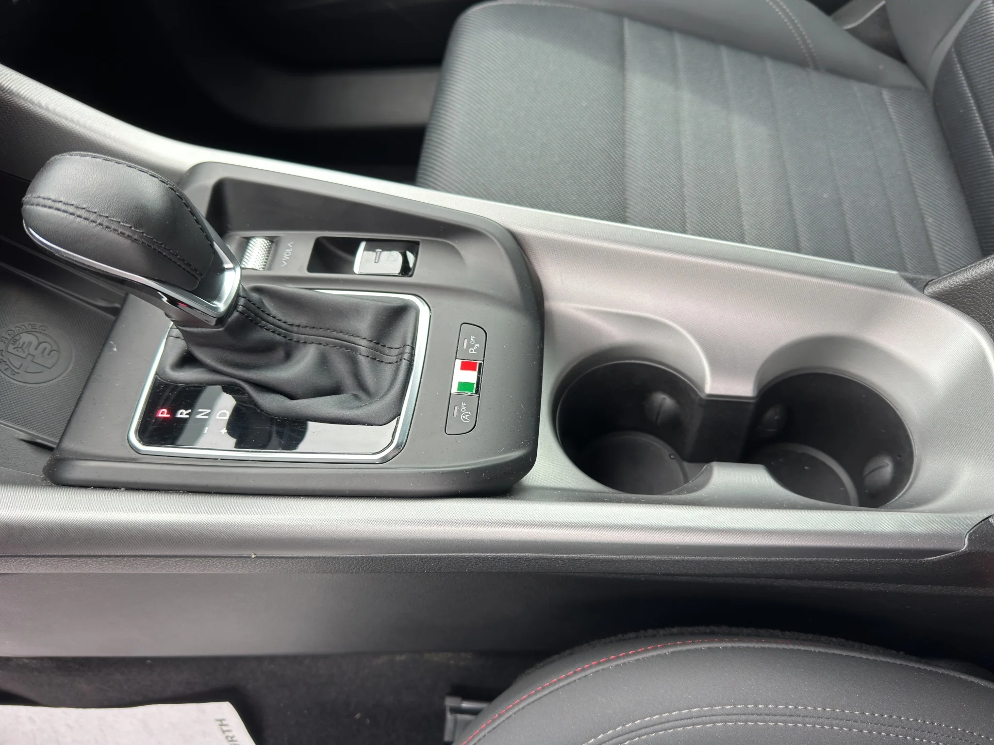 Alfa Romeo Tonale 1.6 MJT TCT6 SPRINT 2023 — foto 17 di 19