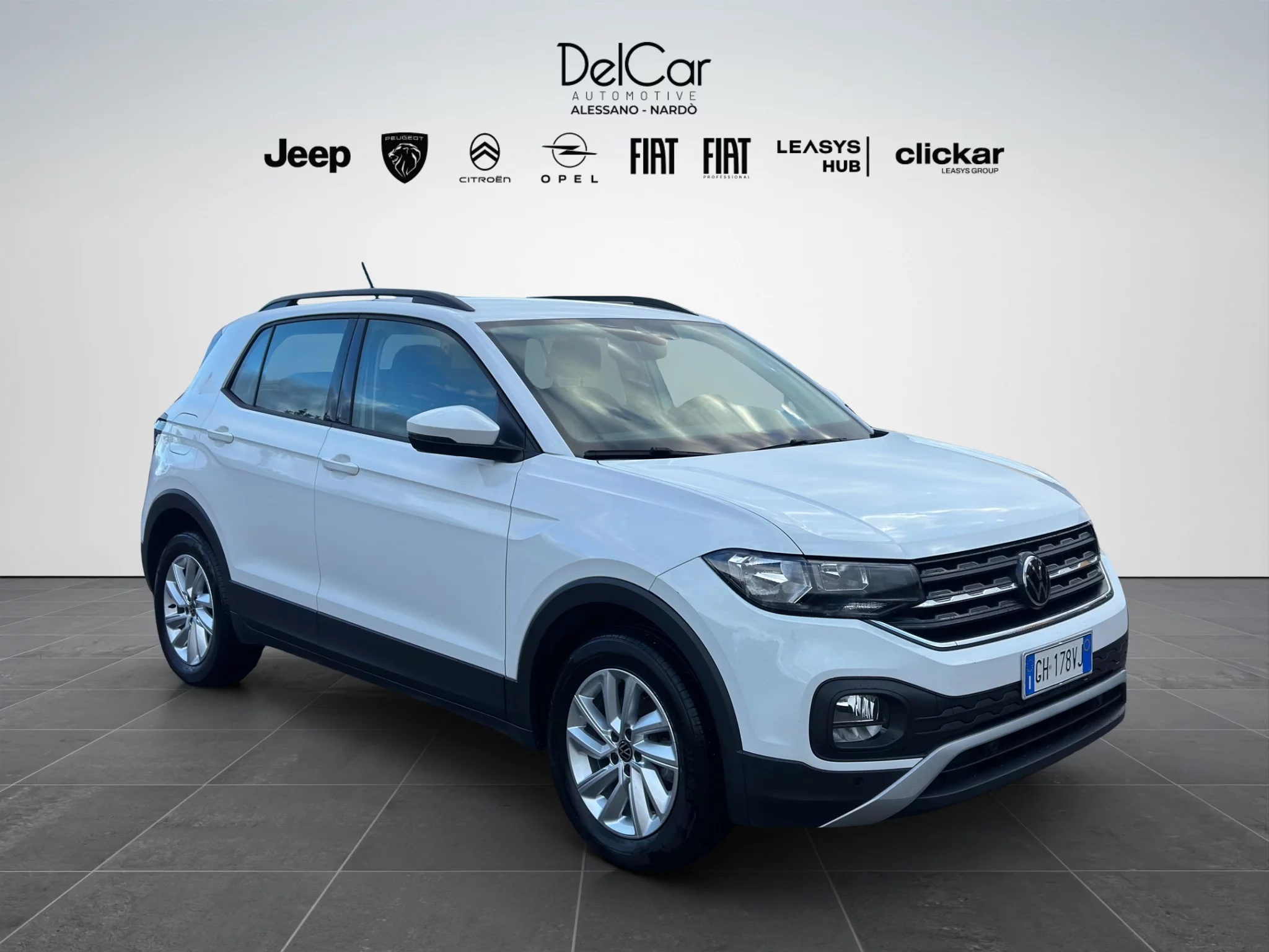 Volkswagen T-Cross 1.0 STYLE 2022 — foto 8 di 21