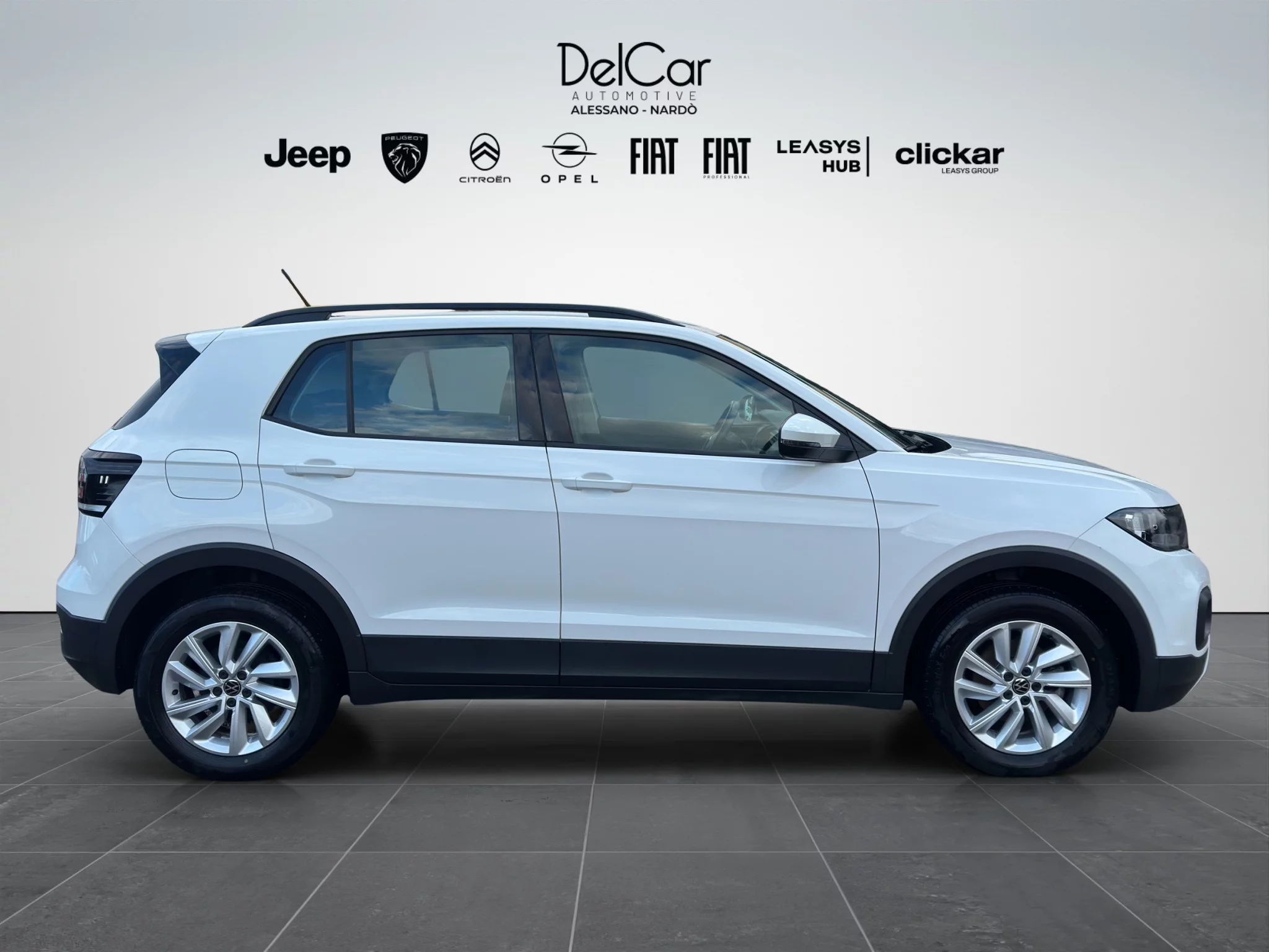 Volkswagen T-Cross 1.0 STYLE 2022 — foto 7 di 21