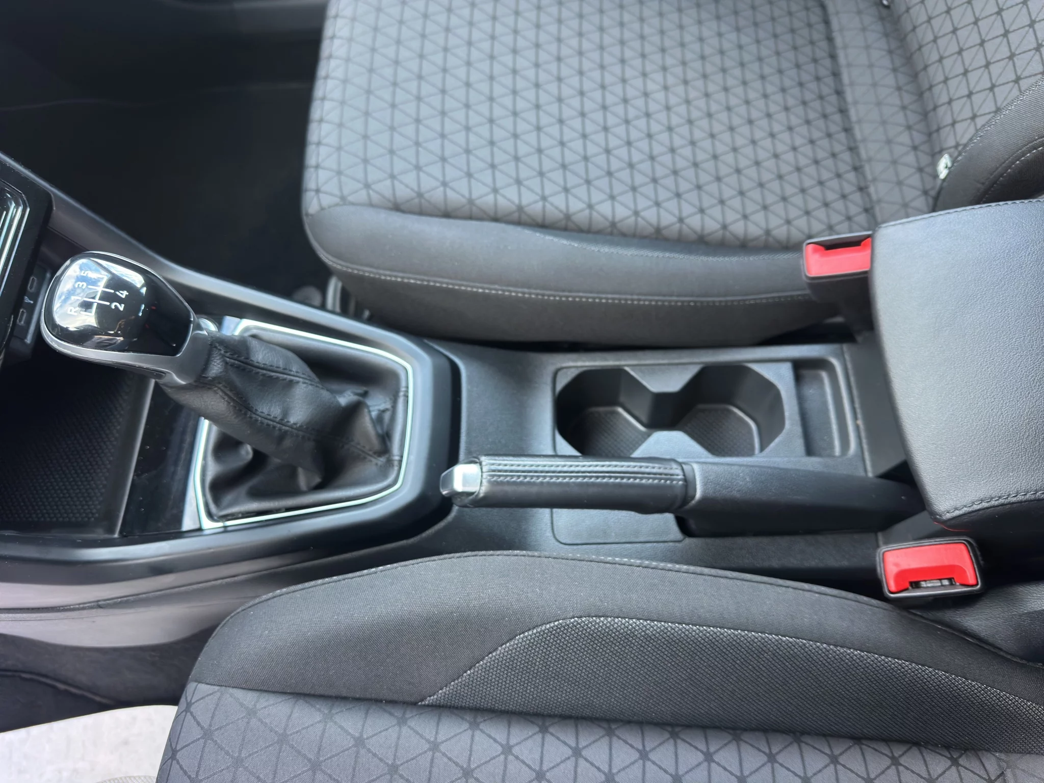 Volkswagen T-Cross 1.0 STYLE 2022 — foto 17 di 21