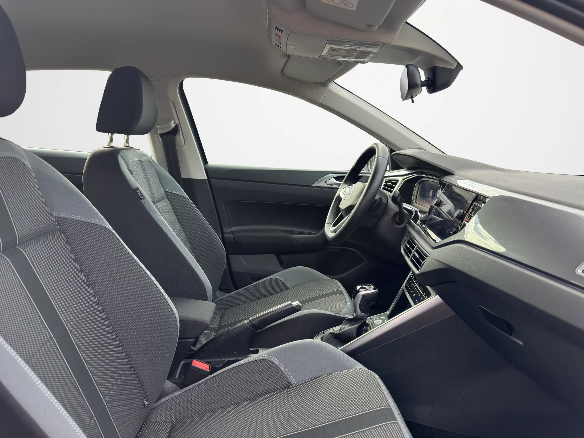Volkswagen Polo 1.0 TSI STYLE DSG 2023 — foto 18 di 23