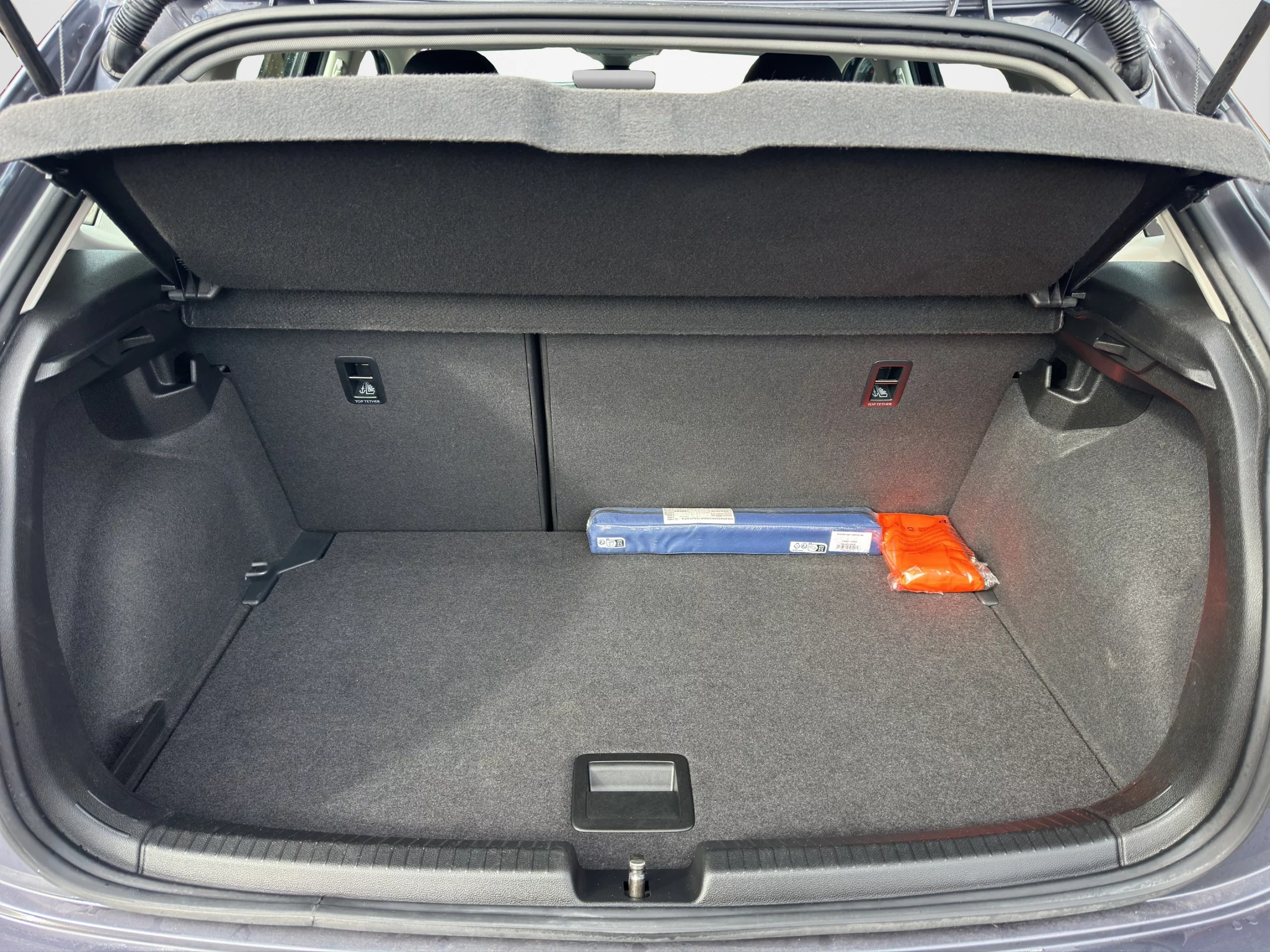 Volkswagen Polo 1.0 TSI STYLE DSG 2023 — foto 20 di 23