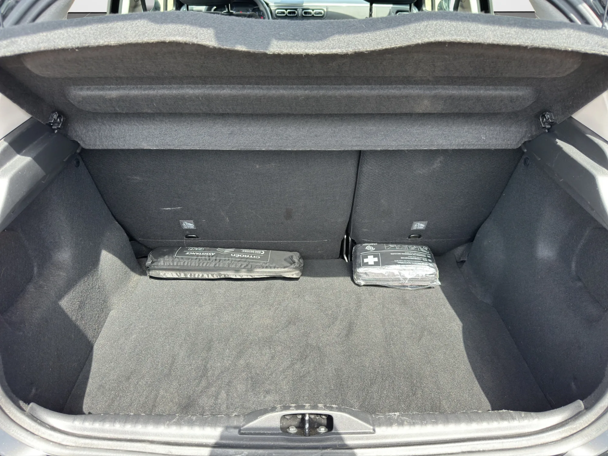 Citroën C3 1.5 BlueHDI 100 Cv. C Series 2022 — foto 19 di 20