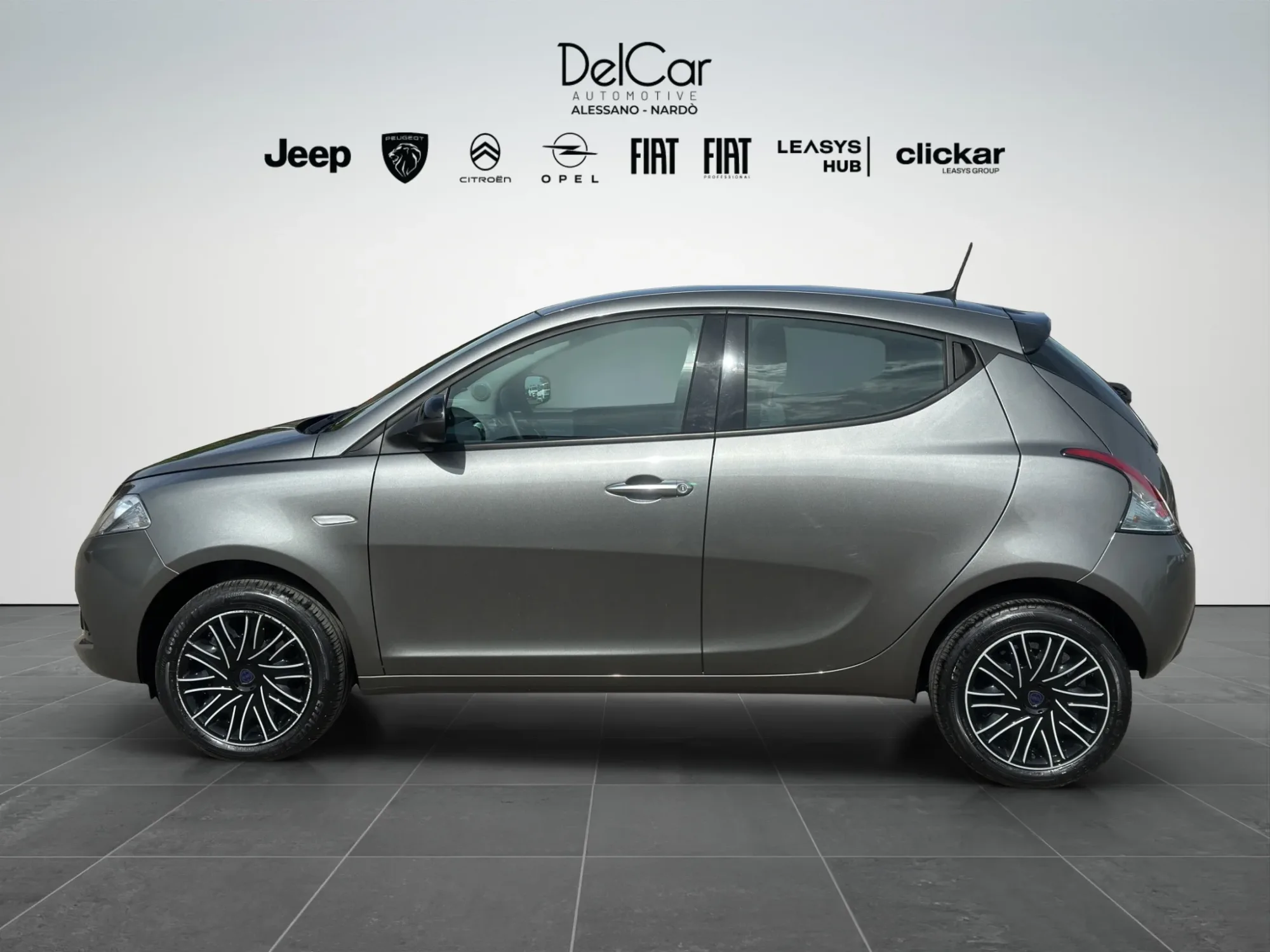 Lancia Ypsilon 1.0 HYBRID ORO 2023 — foto 3 di 14