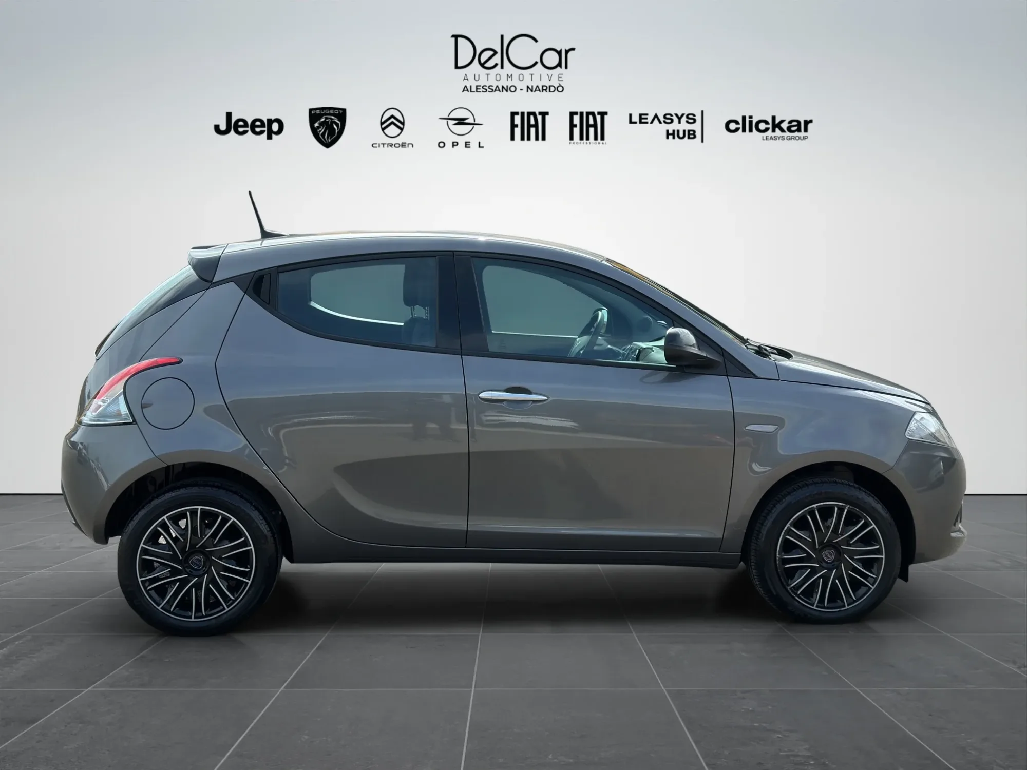 Lancia Ypsilon 1.0 HYBRID ORO 2023 — foto 6 di 14