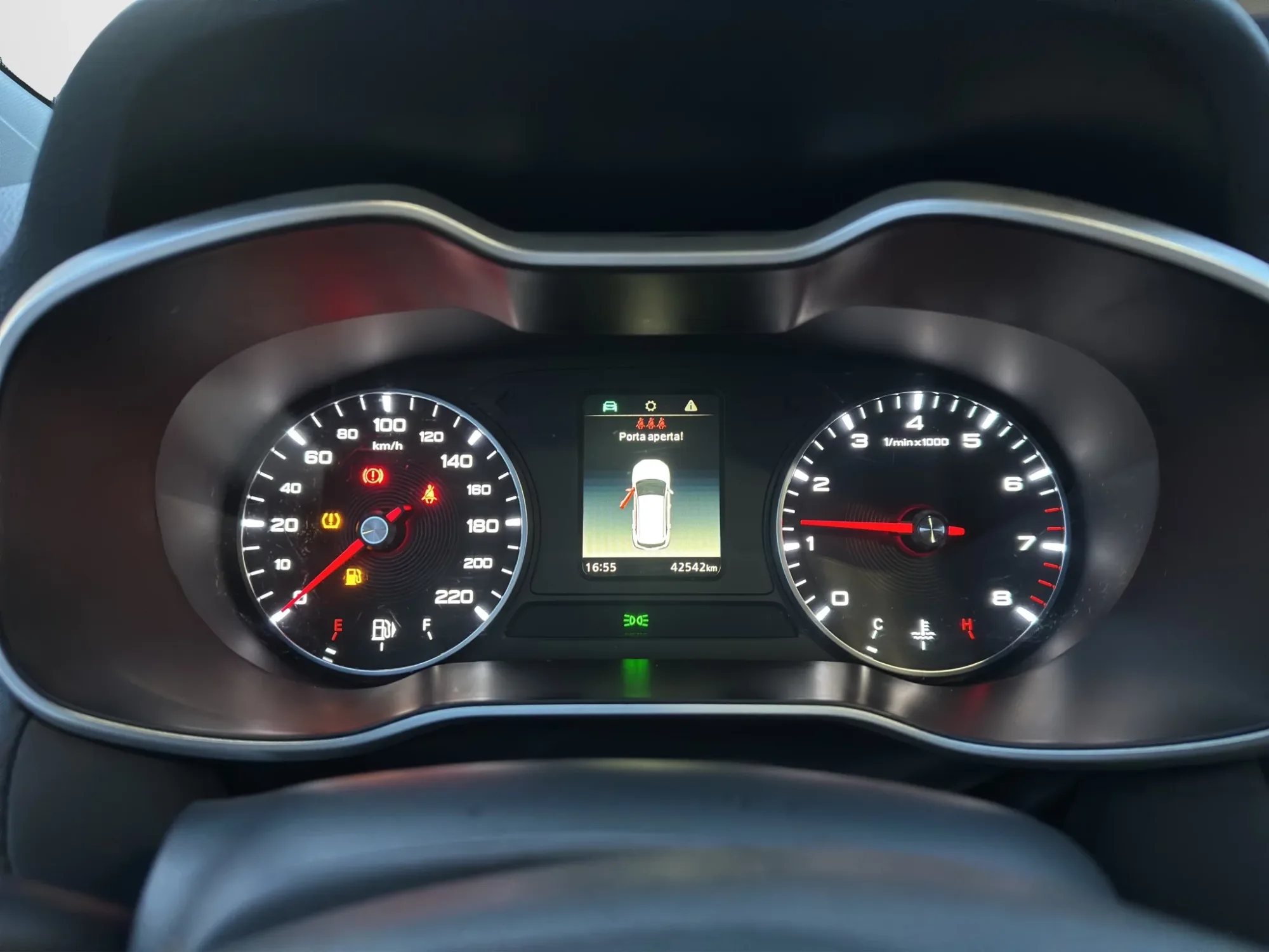 MG ZS 1.5 VTI-TECH LUXURY 2023 — foto 11 di 20