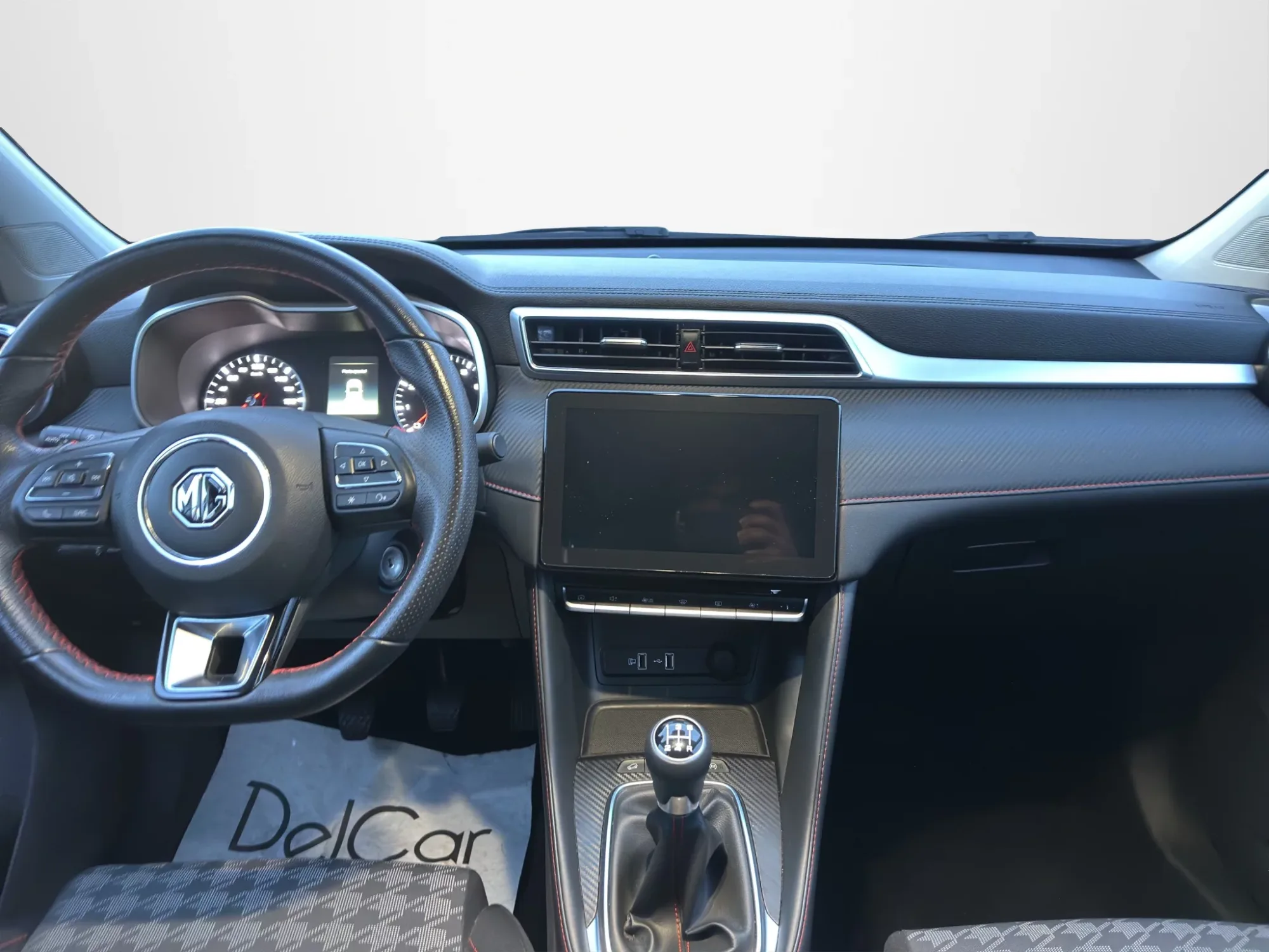 MG ZS 1.5 VTI-TECH LUXURY 2023 — foto 14 di 20