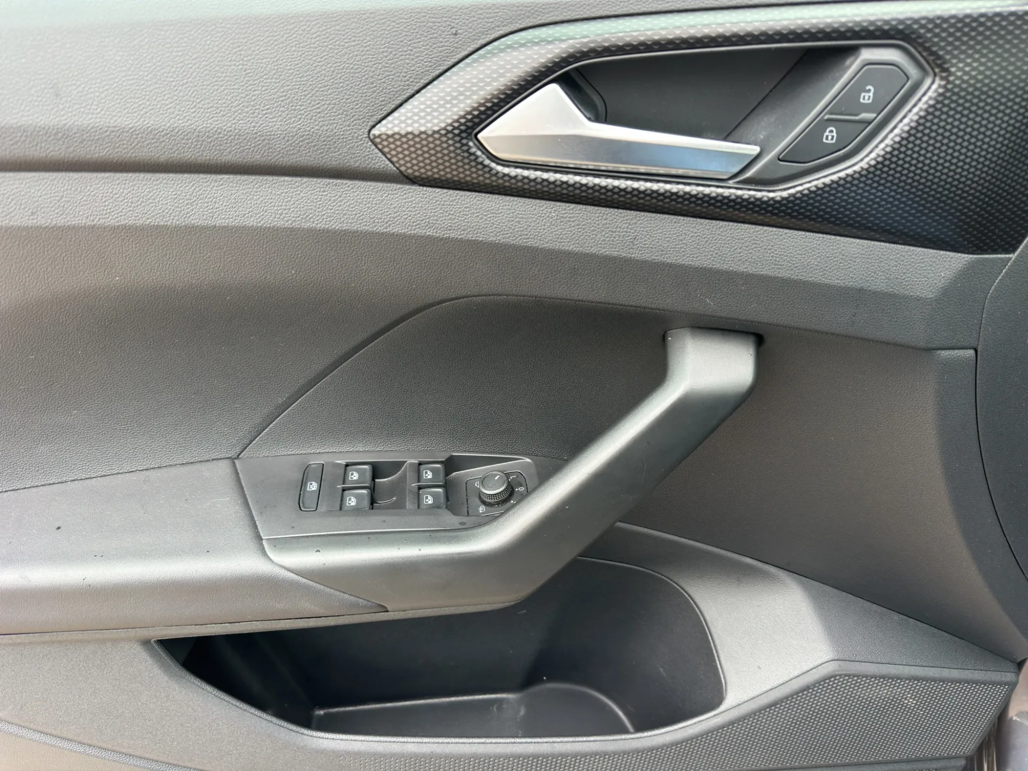 Volkswagen T-Cross T-CROSS 1.0 STYLE 2025 — foto 12 di 21