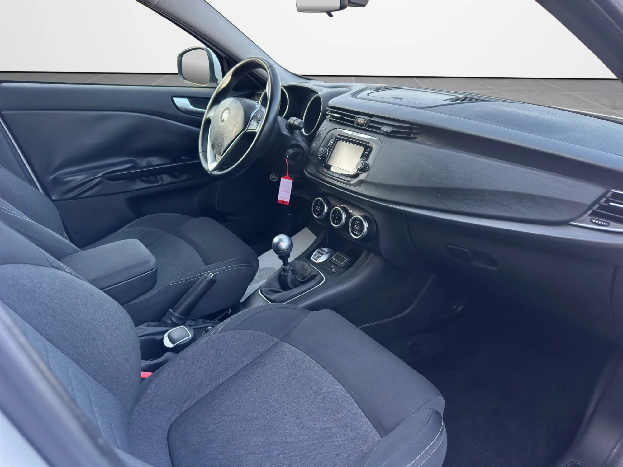 Alfa Romeo Giulietta 1.6 JTDM  120 Cv 2016 — foto 17 di 21