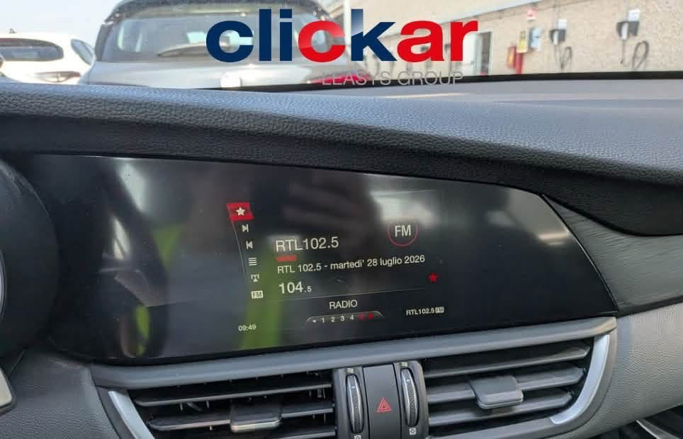 Alfa Romeo Giulia 2.2 TD 180 Cv. Super 2018 — foto 11 di 12
