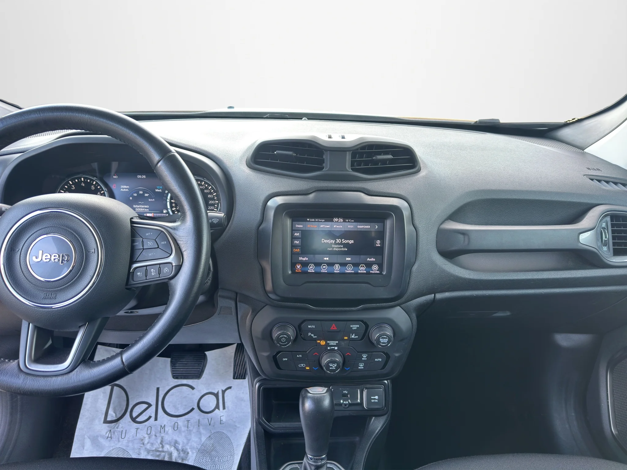 Jeep Renegade 1.3 T4 DDCT LIMITED 2020 — foto 14 di 21