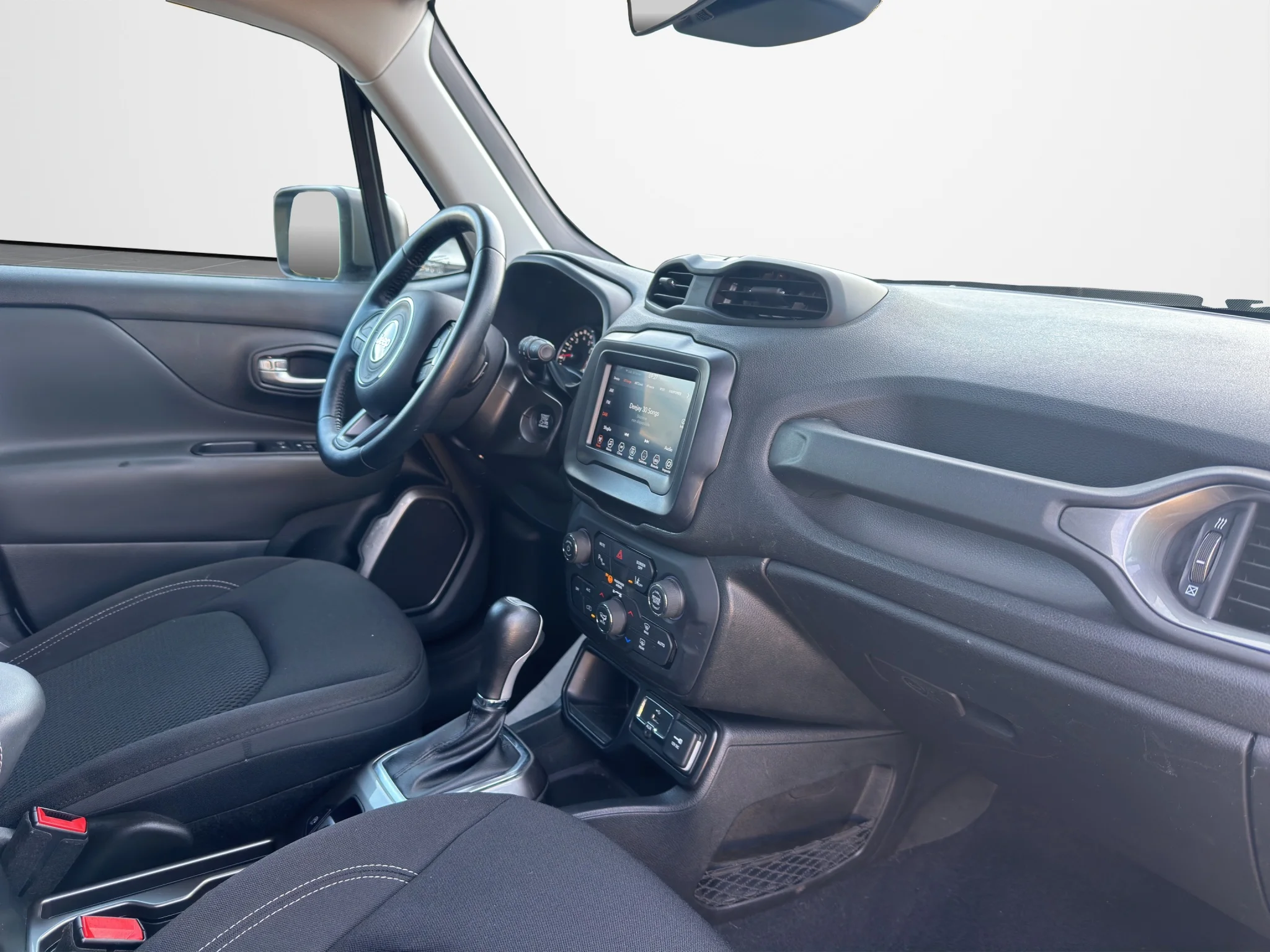 Jeep Renegade 1.3 T4 DDCT LIMITED 2020 — foto 18 di 21