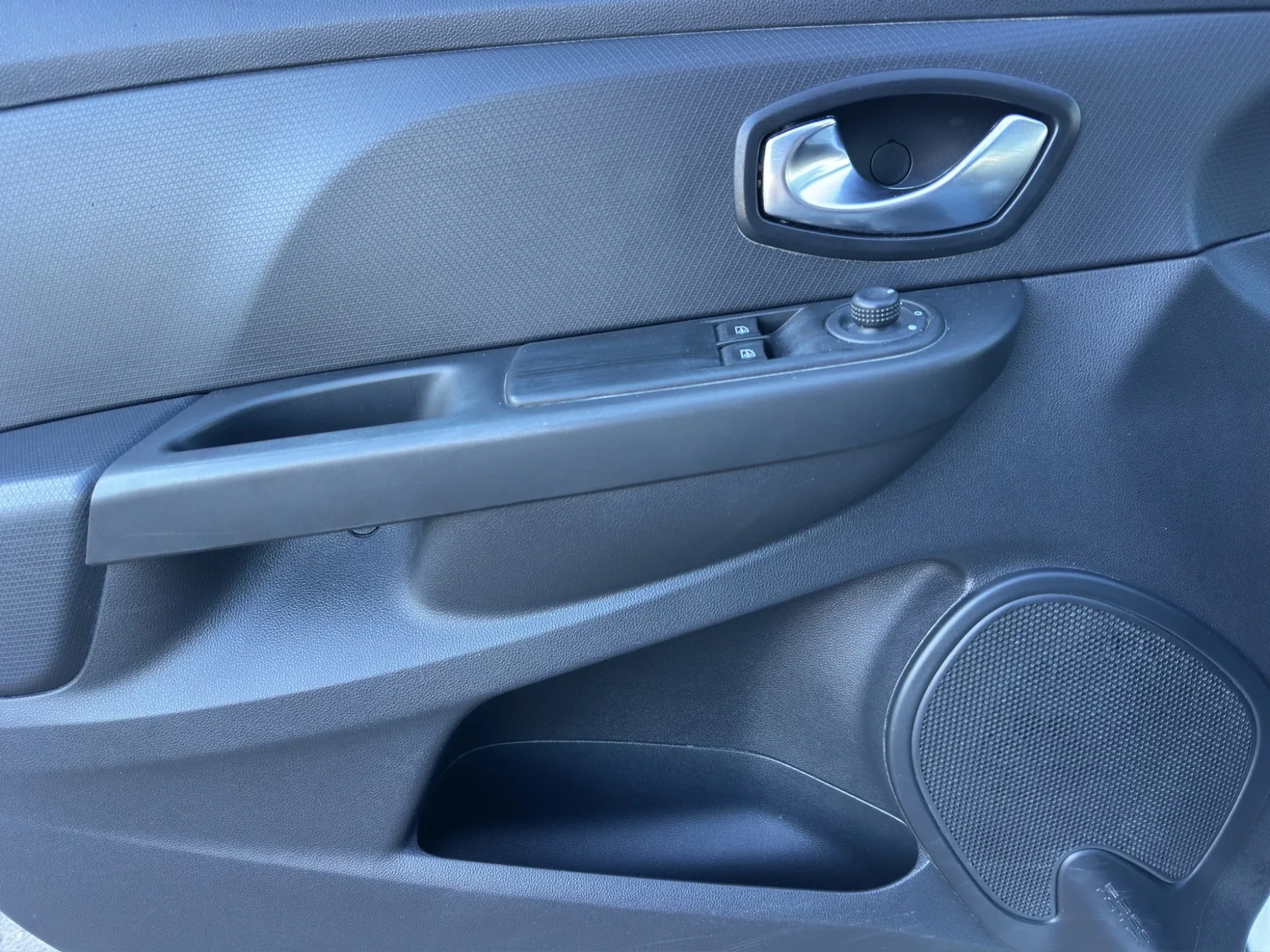 Renault Clio 1.5 DCI ENERGY LIFE 2016 — foto 12 di 19