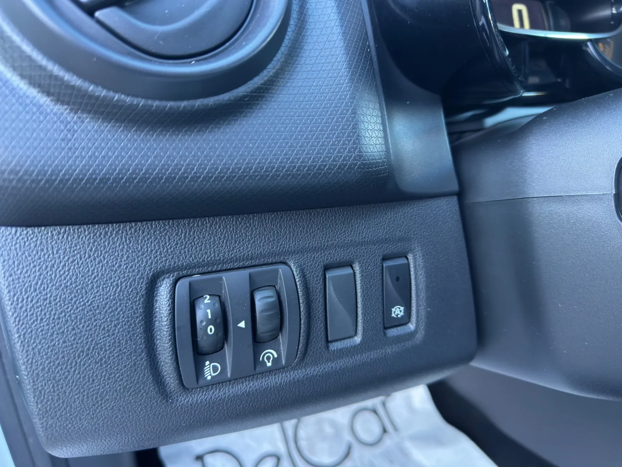 Renault Clio 1.5 DCI ENERGY LIFE 2016 — foto 17 di 19