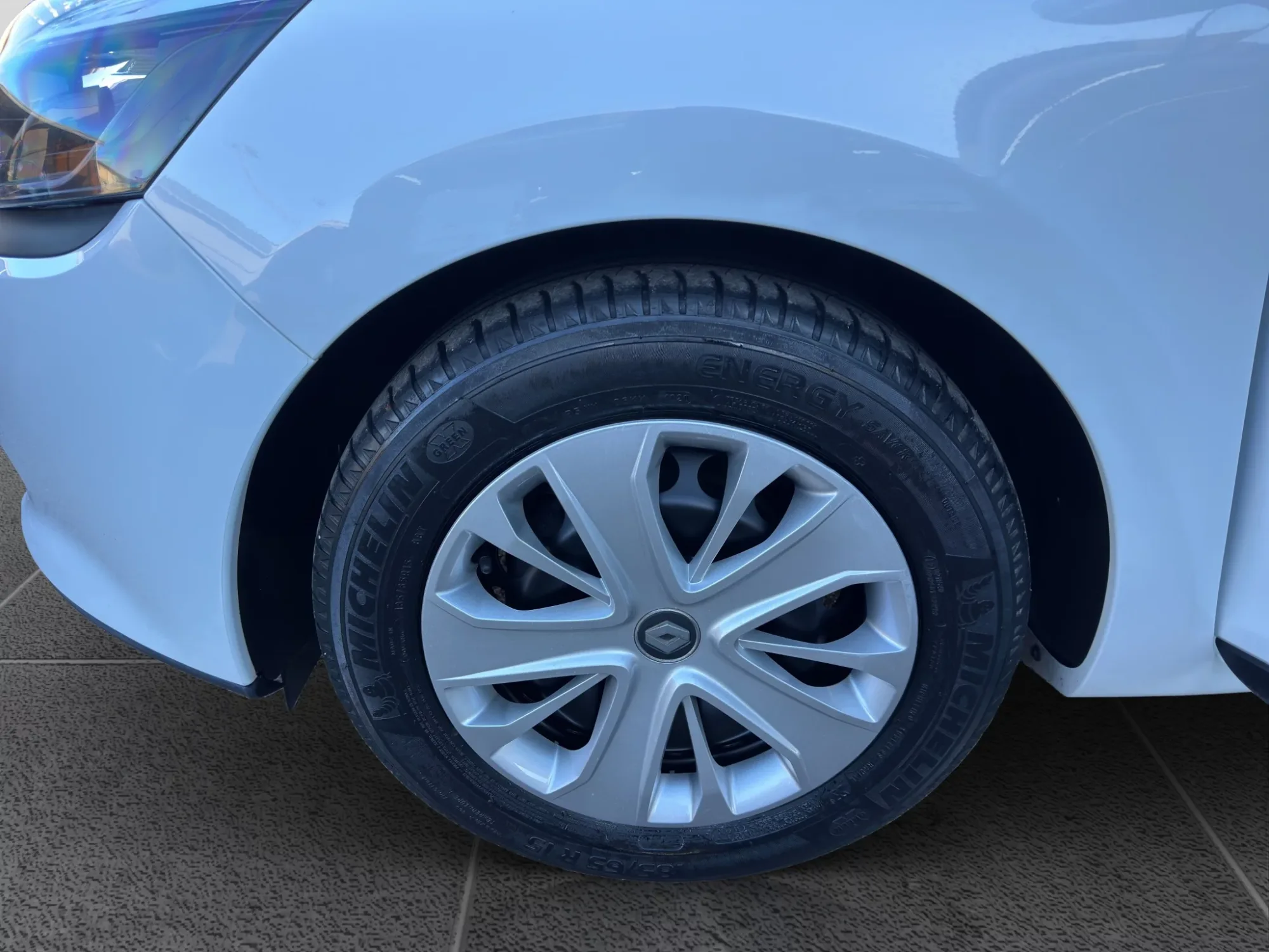 Renault Clio 1.5 DCI ENERGY LIFE 2016 — foto 19 di 19