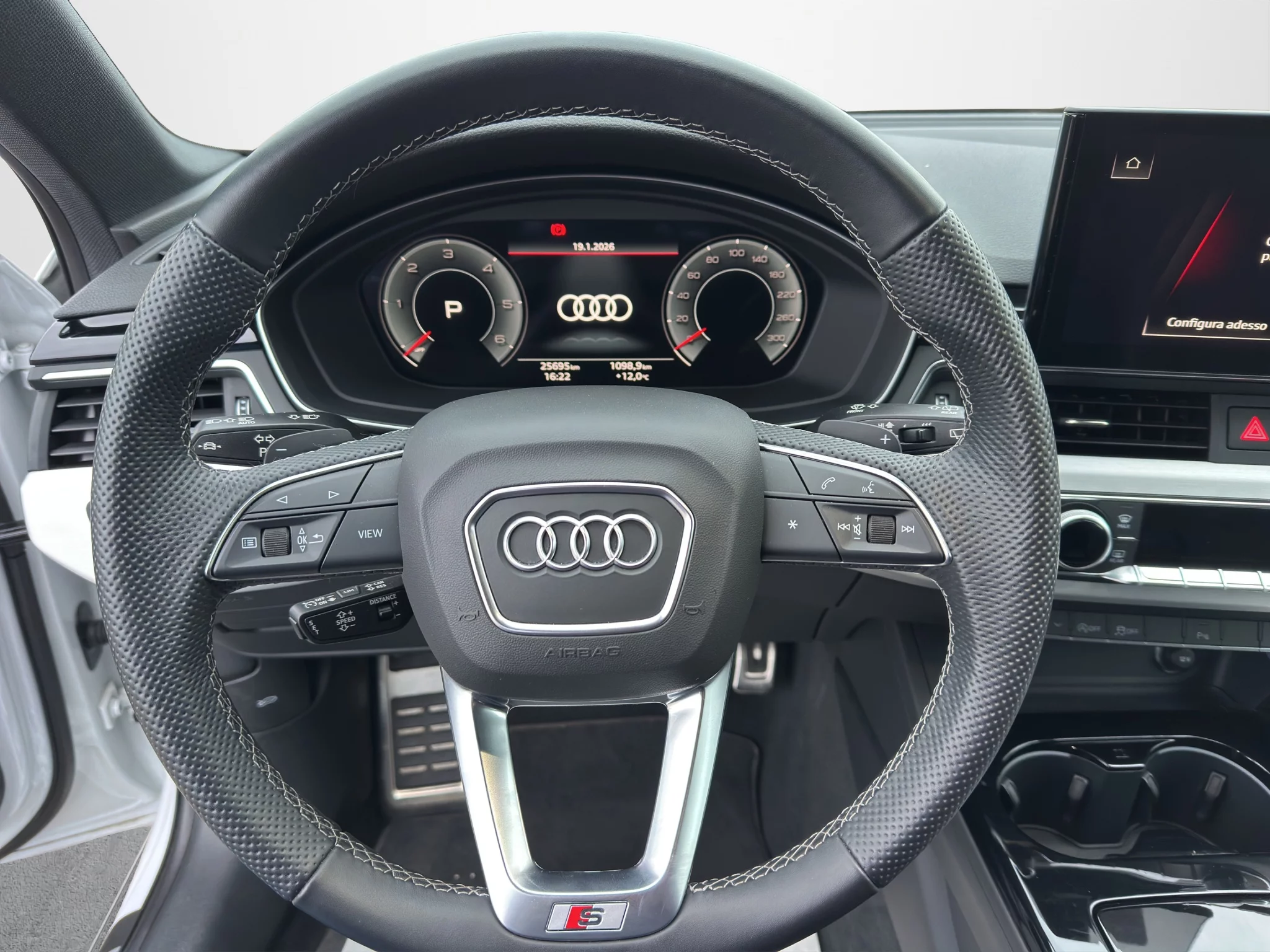 Audi A4 Avant 40 TDI 2.0 MHEV QUATTRO S LINE S-TRONIC 2024 — foto 10 di 23