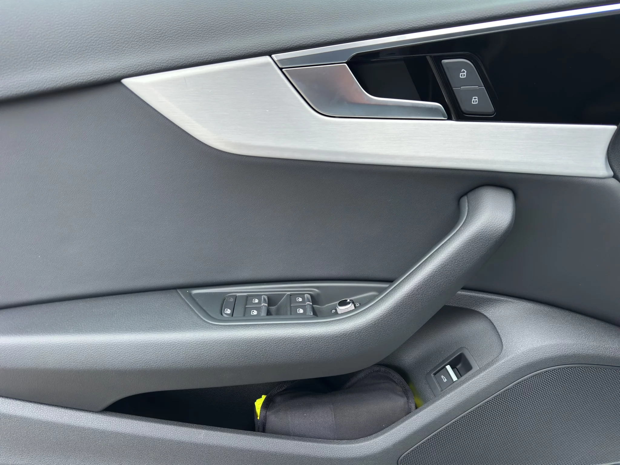Audi A4 Avant 40 TDI 2.0 MHEV QUATTRO S LINE S-TRONIC 2024 — foto 12 di 23