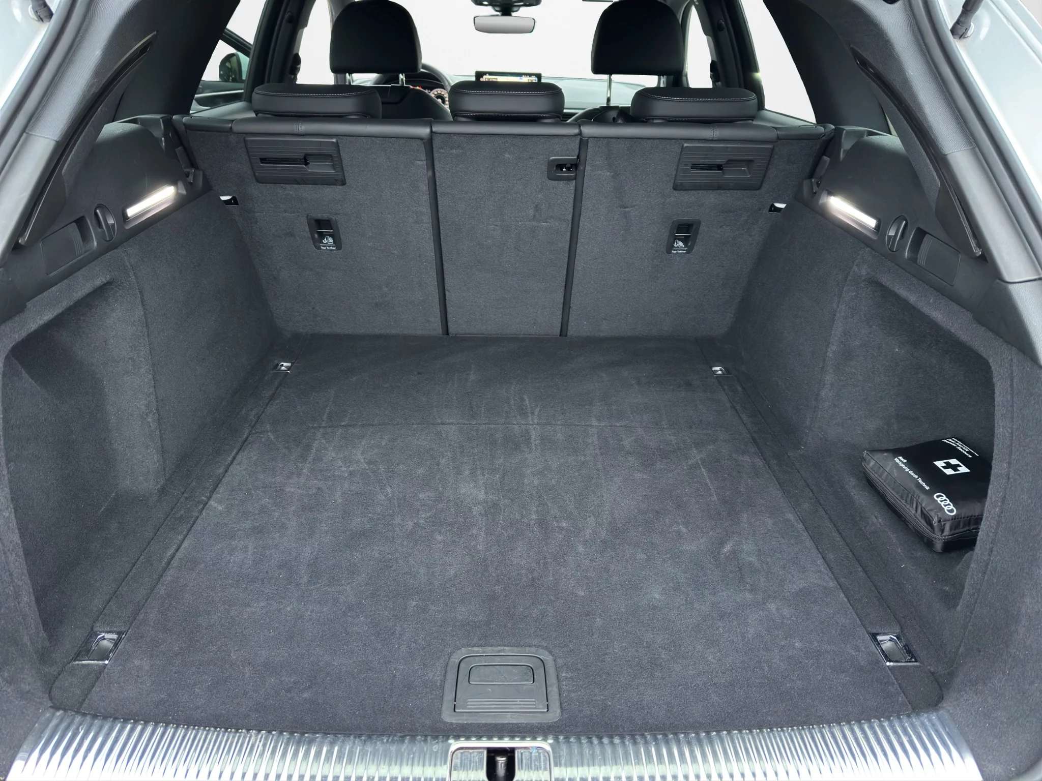 Audi A4 Avant 40 TDI 2.0 MHEV QUATTRO S LINE S-TRONIC 2024 — foto 20 di 23