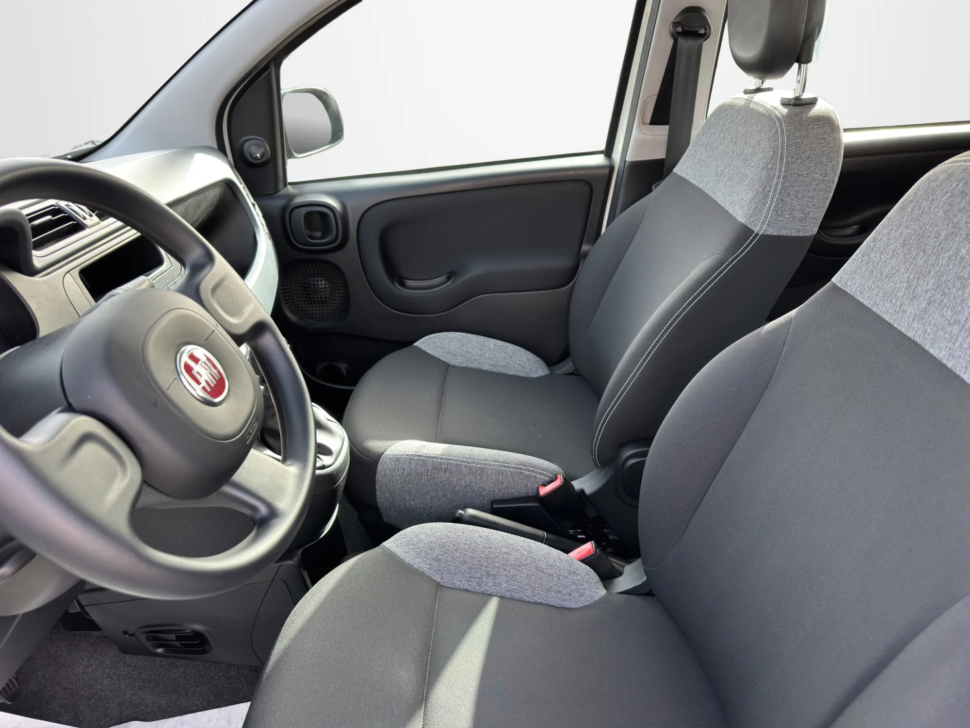 Fiat Panda 1.0 70 Cv. Hybrid 2021 — foto 9 di 19