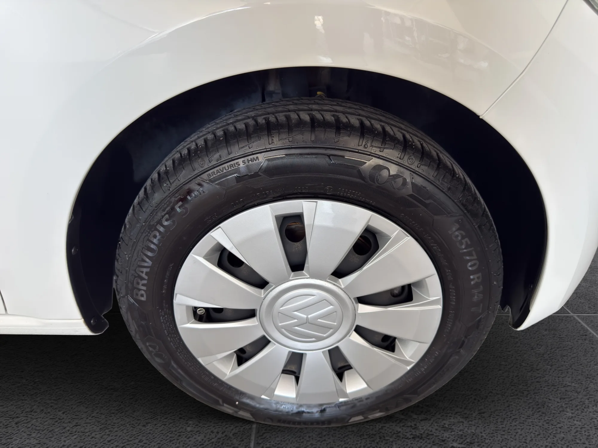 Volkswagen UP! 1.0 60 Cv. Move 2017 — foto 18 di 18