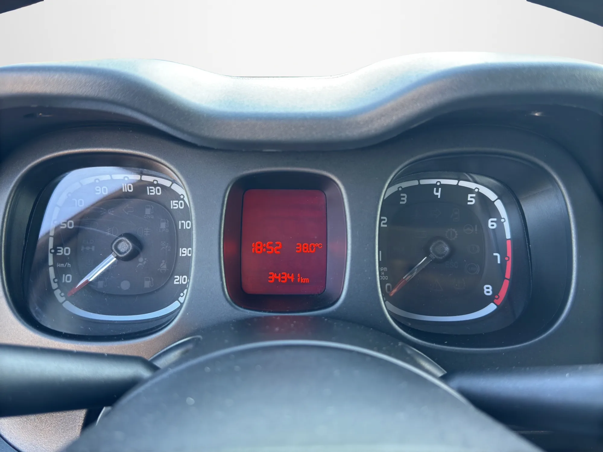Fiat Panda 1.0 70 Cv. Hybrid 2023 — foto 11 di 20