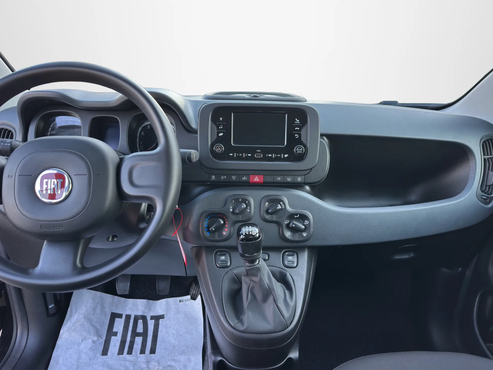 Fiat Panda 1.0 70 Cv. Hybrid 2023 — foto 14 di 20