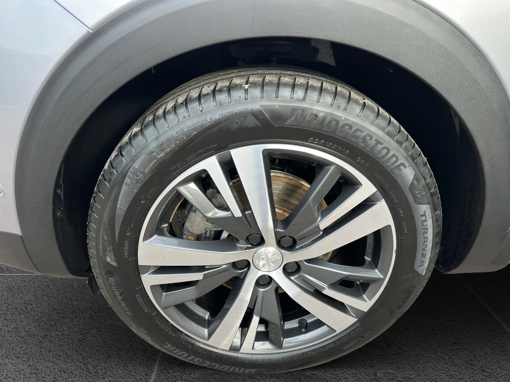 Peugeot 3008 BLUEHDI 1.5 EAT8 ALLURE 2022 — foto 20 di 21