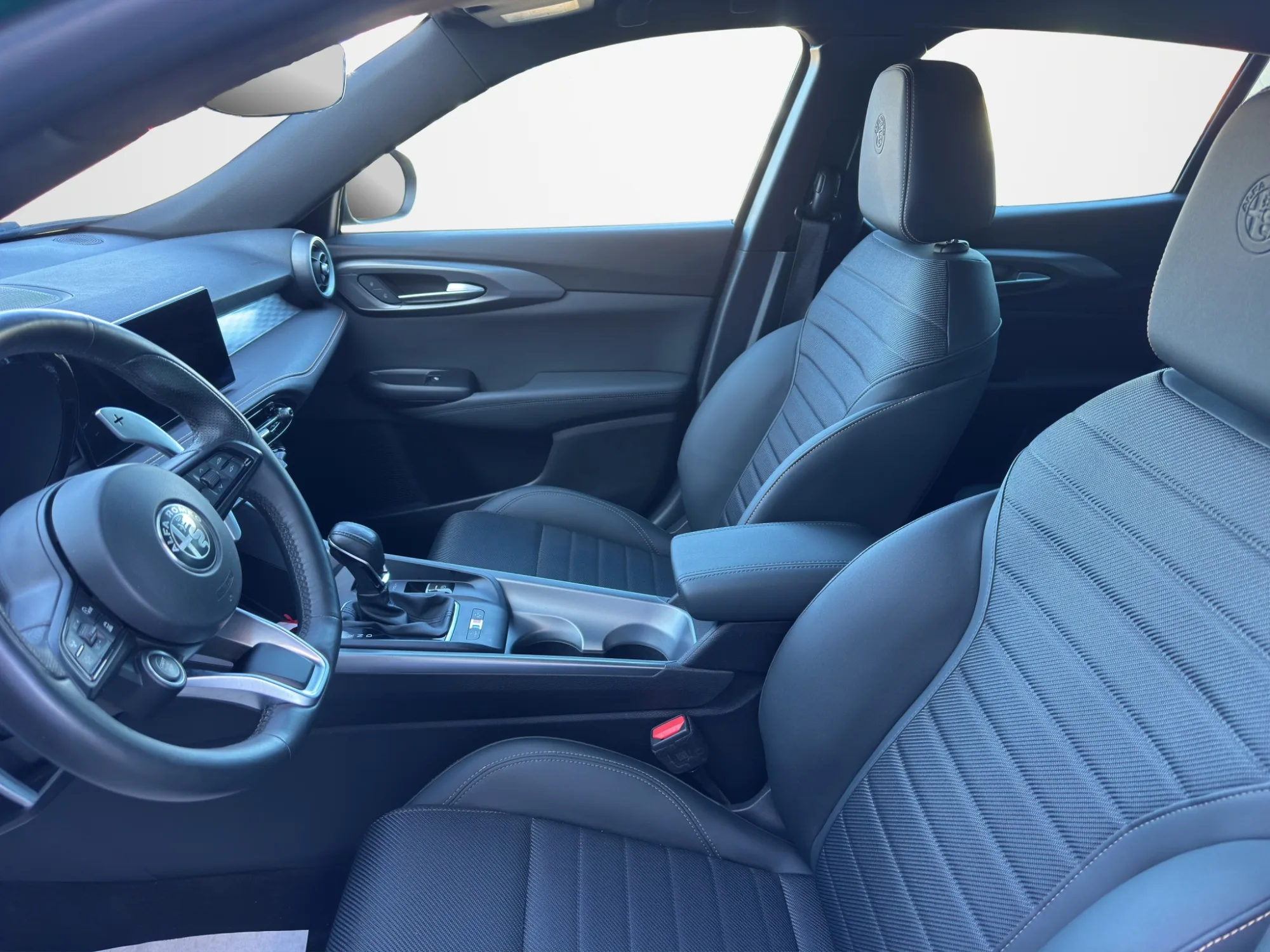 Alfa Romeo Tonale Speciale 2023 — foto 9 di 26